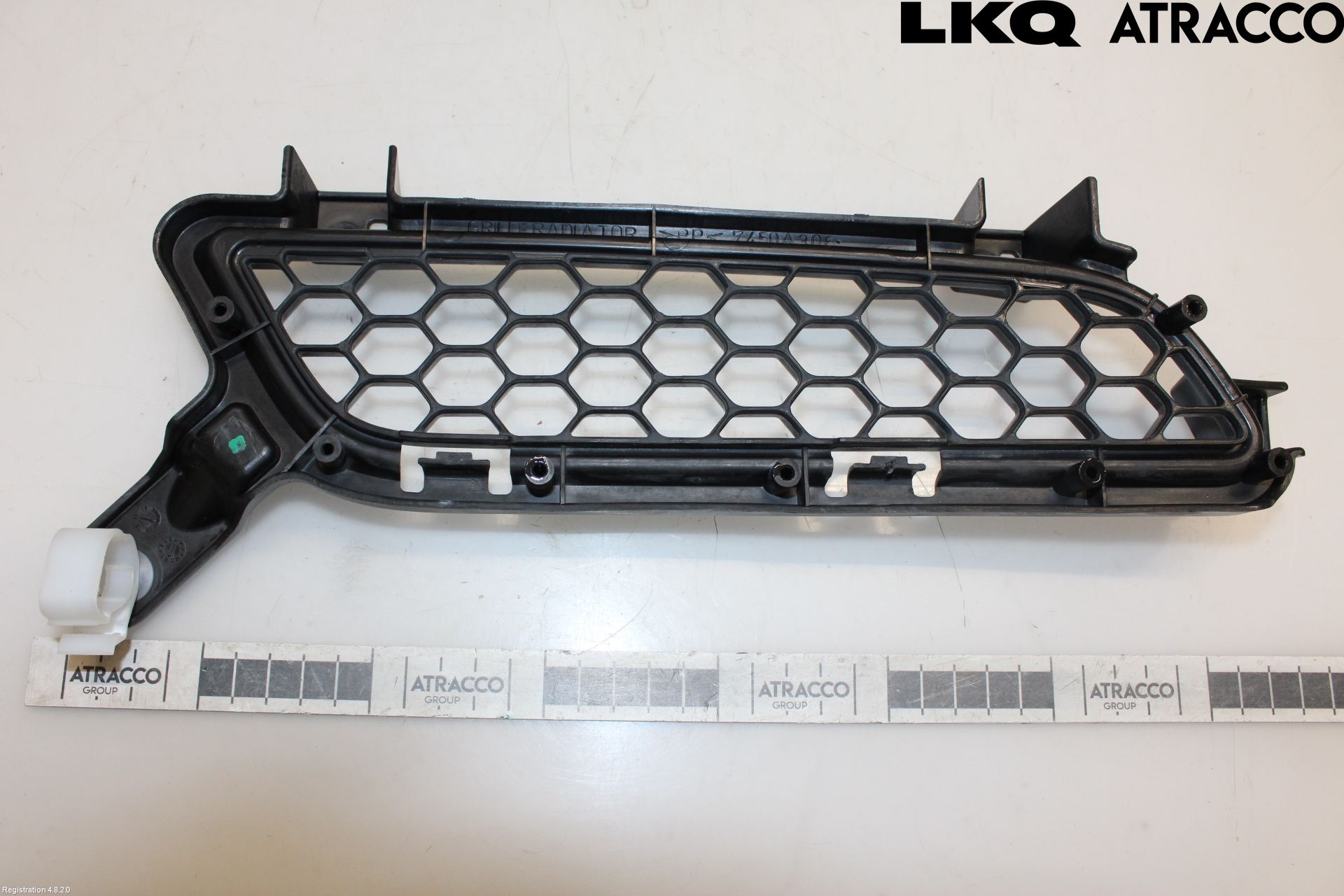 Mitsubishi LANCER 07-14 Grilldel Höger