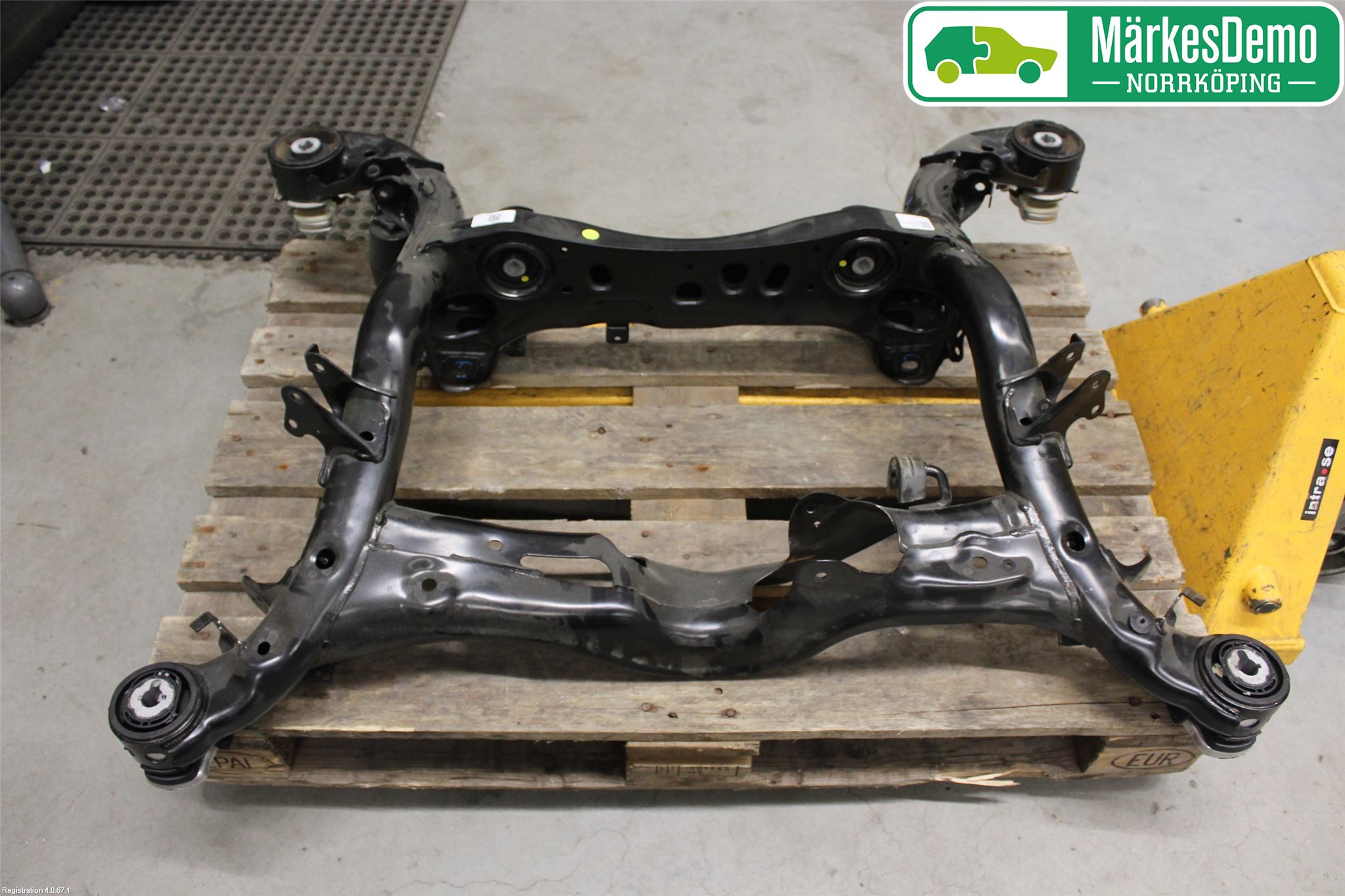 Audi Q5/SQ5 17- Bakaxelbalk