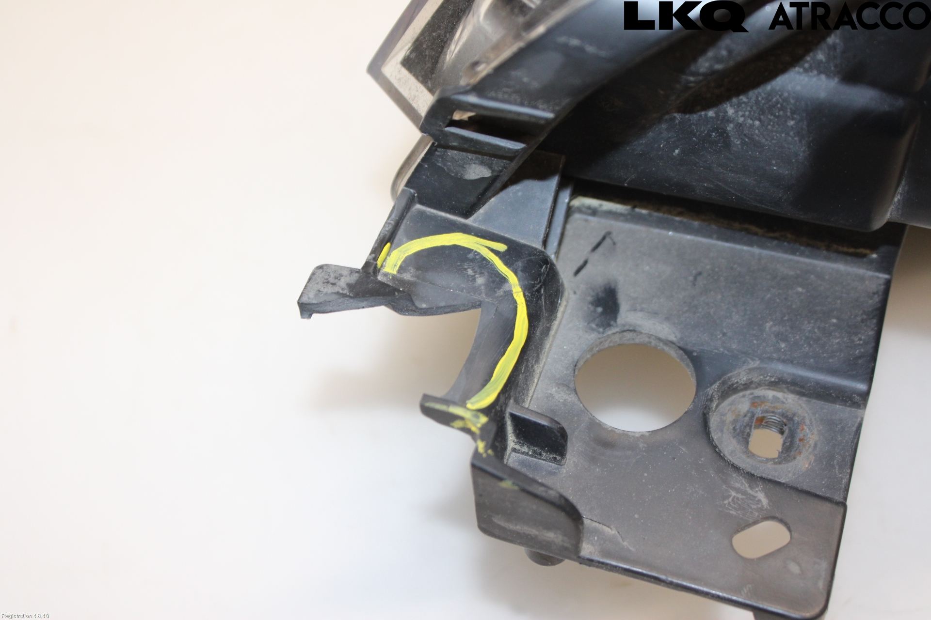 Mitsubishi OUTLANDER 13-21 Strålkastare Höger