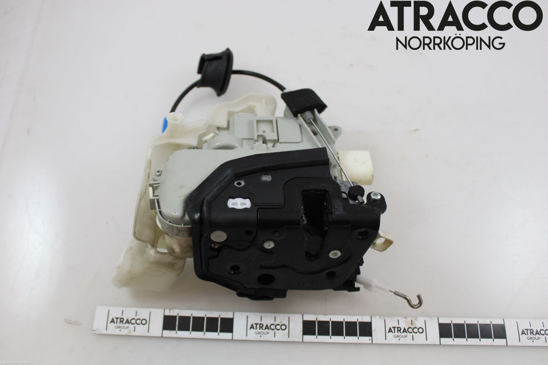 Audi A4 12-15 Låskista-Dörrlås