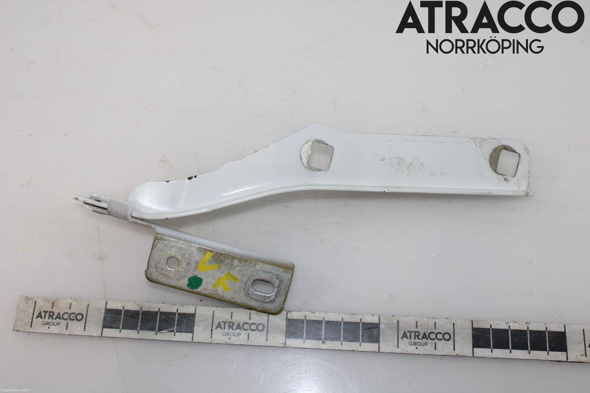 Peugeot PARTNER 16-18 Huvgångjärn