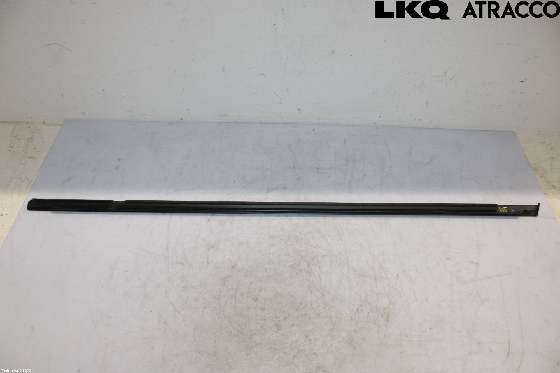 Volkswagen VW ID.7/TOURER 24- Dörr Dekorlist Fram Hö