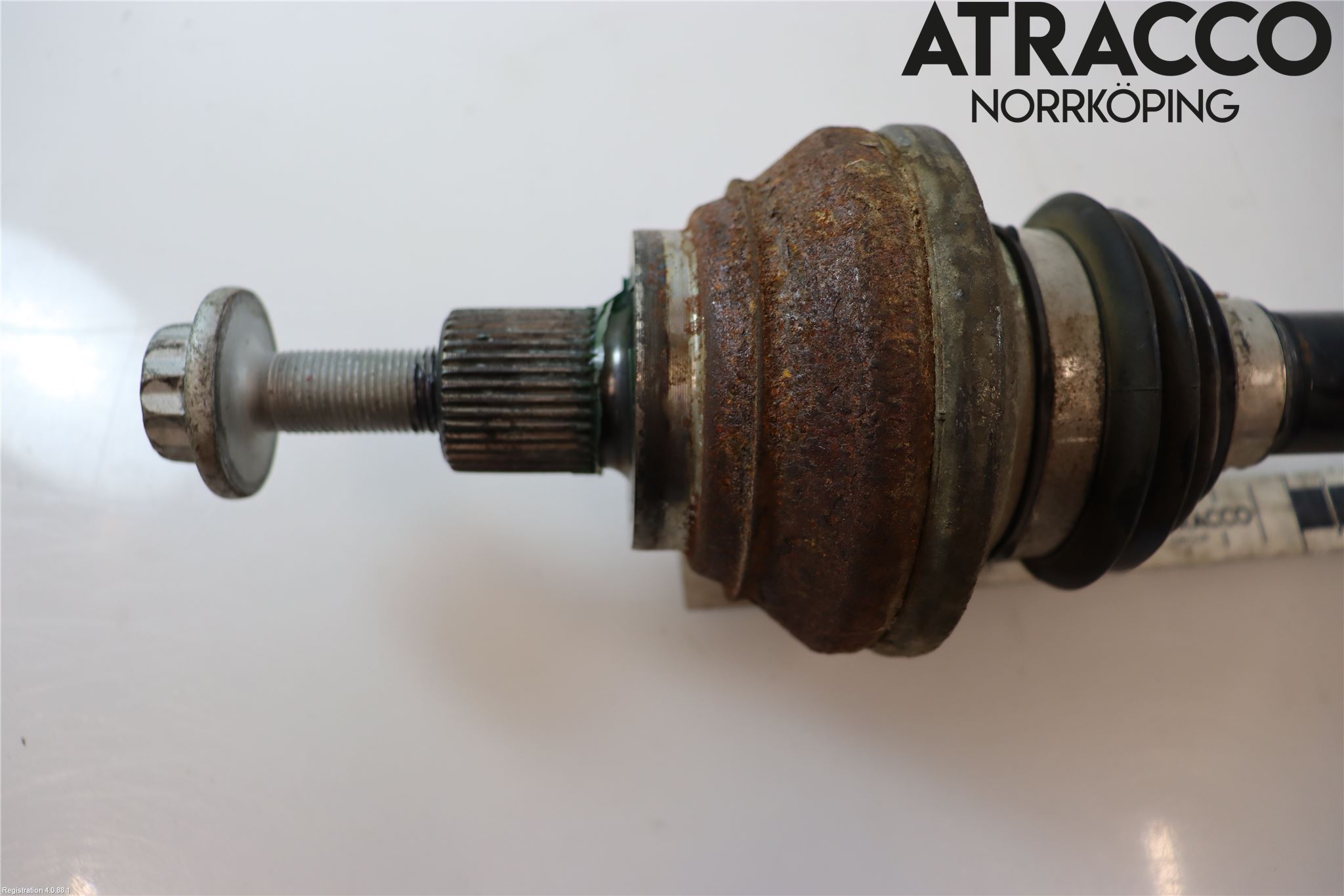 Volkswagen VW ID.4 21- Drivaxel Bak Höger