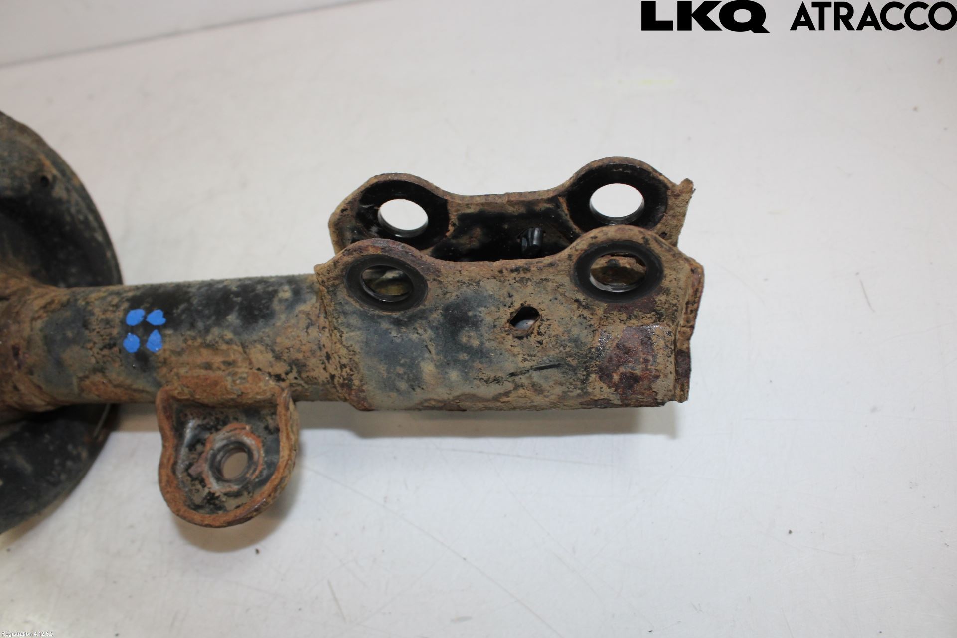 Toyota RAV 4 06-12 Fjäderben Fram Vänster