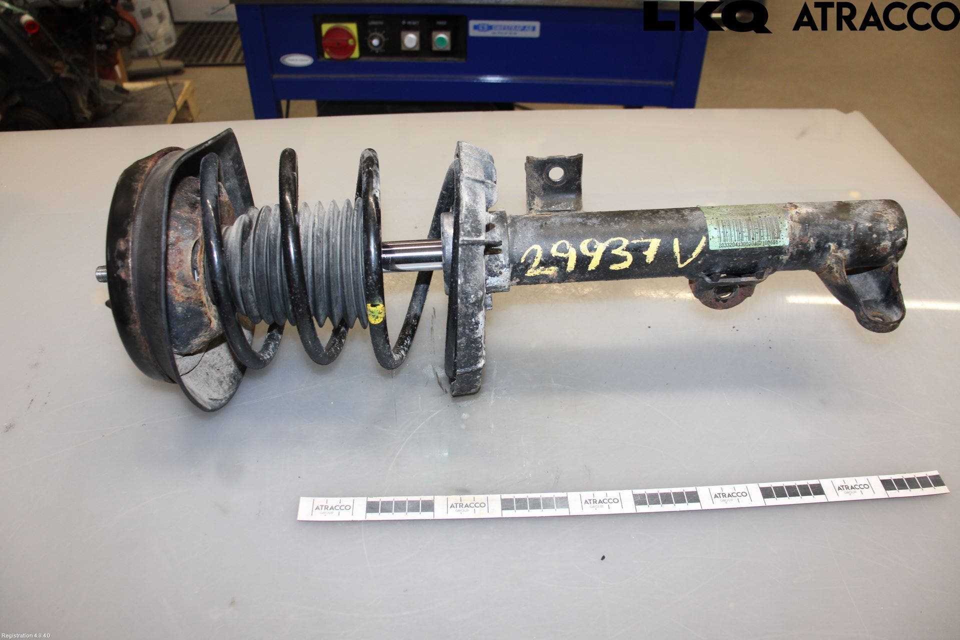 Mercedes-Benz MB C (203) 00-07 Fjäderben Fram Vänster