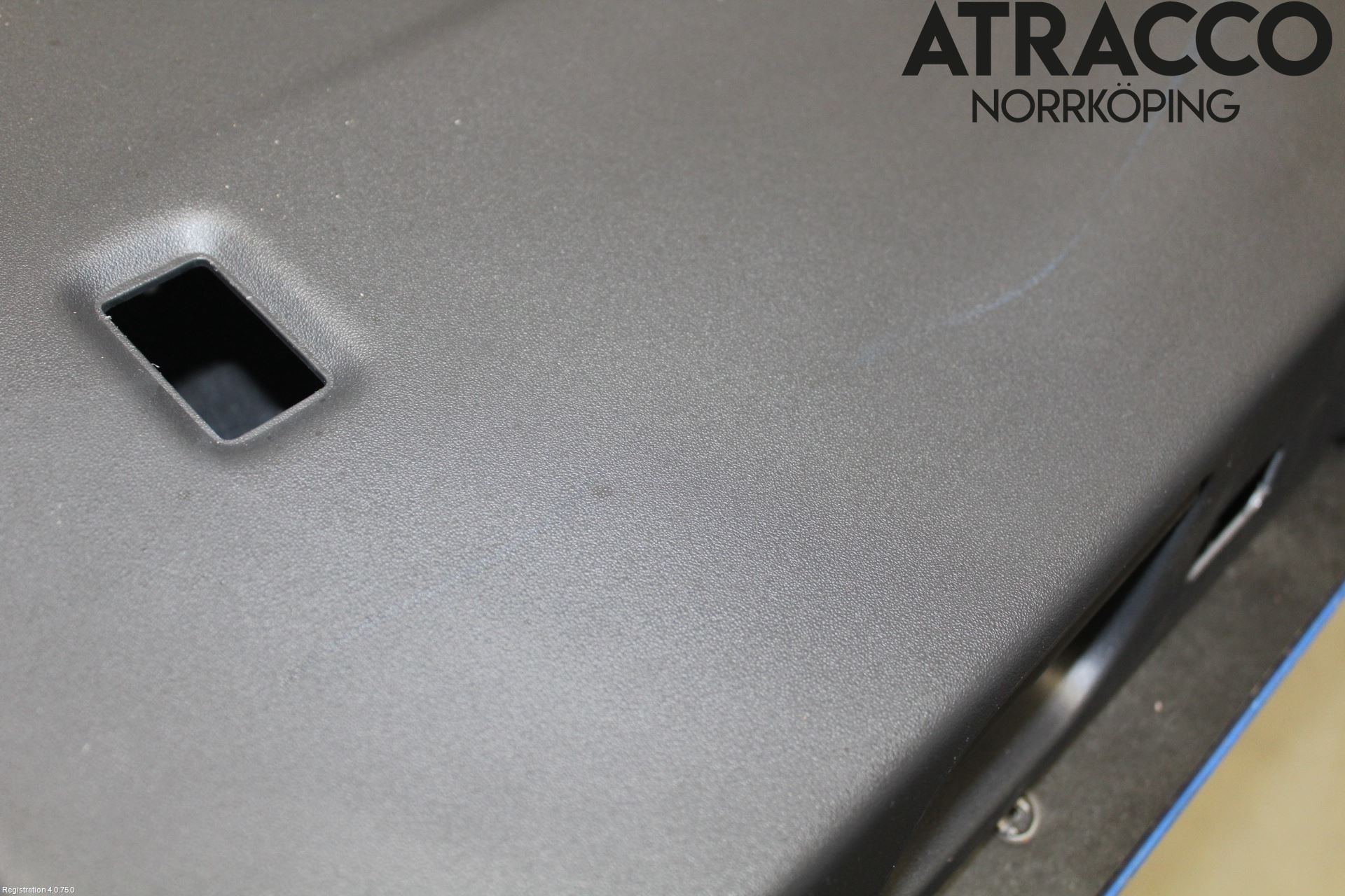 Jaguar E-PACE 17- Inredning Bakluckeklädsel