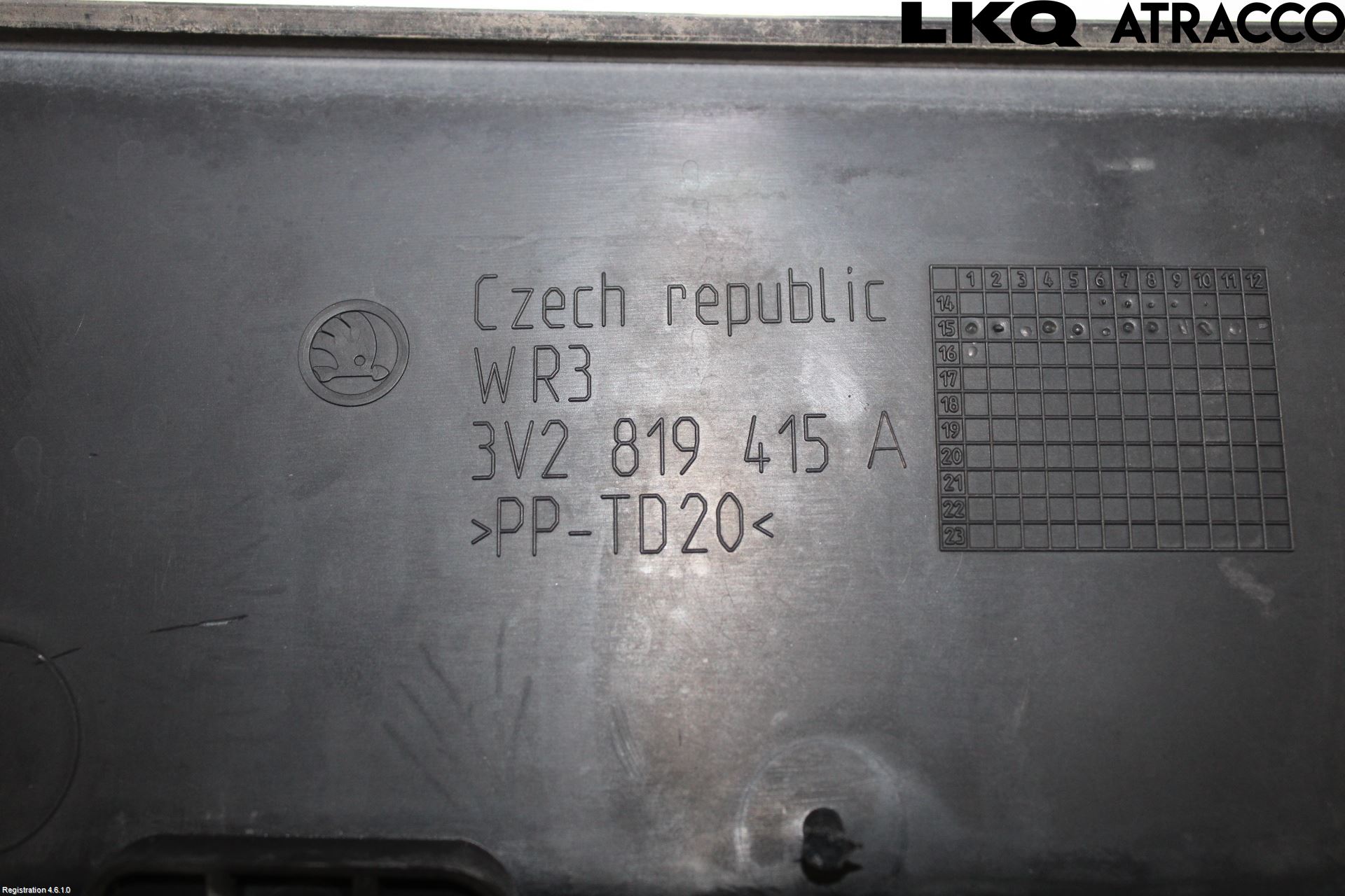 Skoda SUPERB 16-24 Torpedplåt-Torpedplast