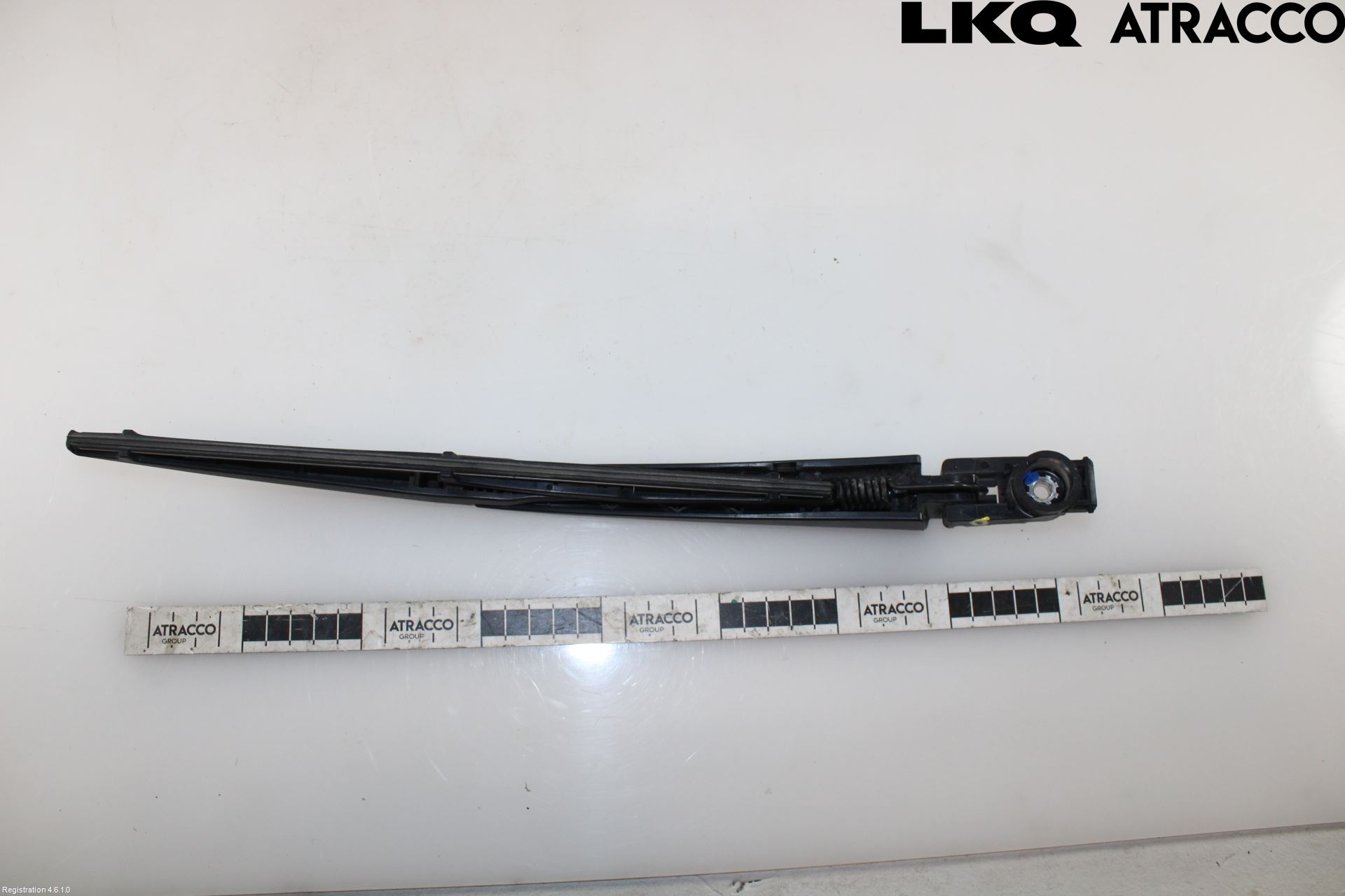 Toyota YARIS CROSS XP21 21- Torkararm-Bakruta