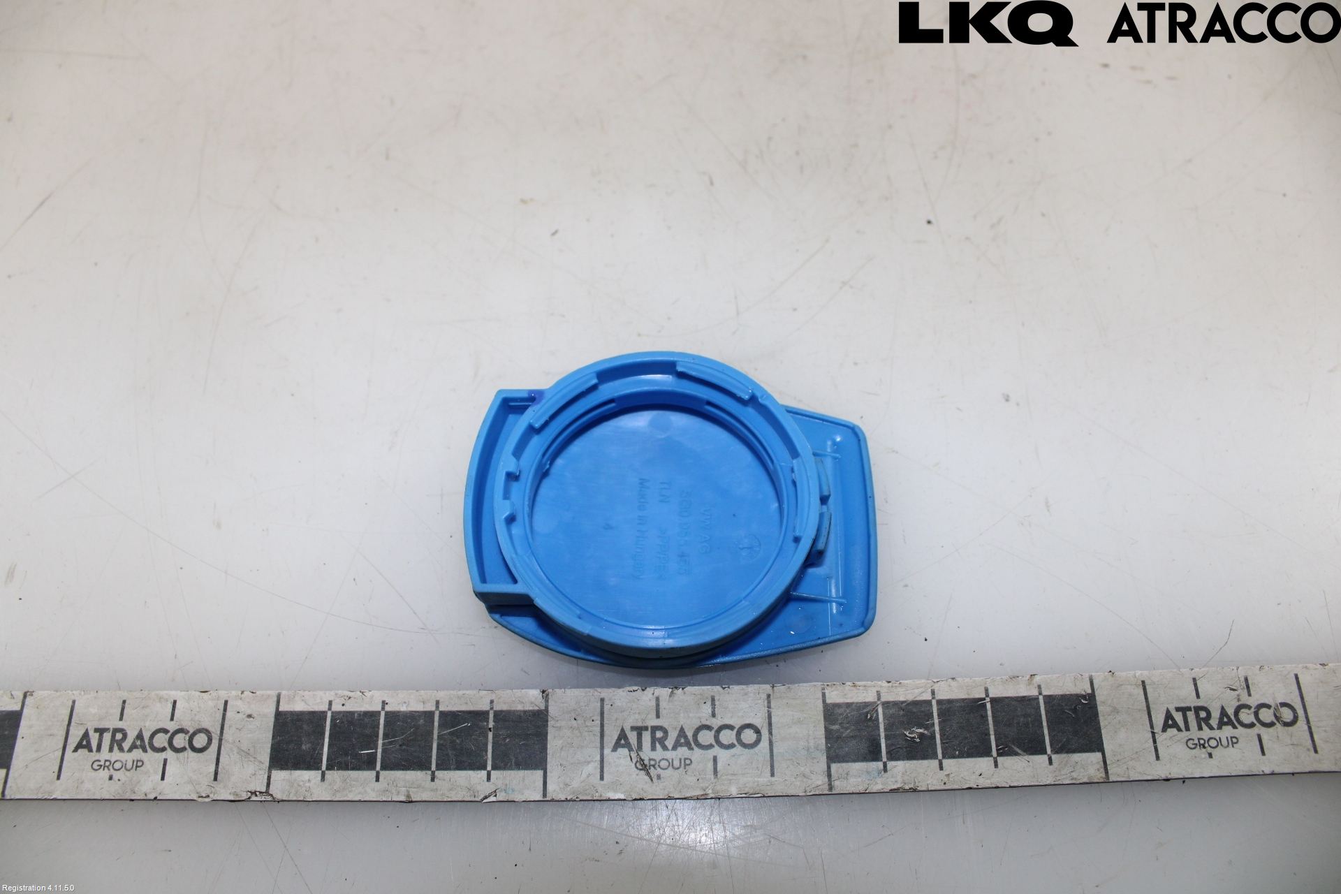 Volkswagen VW T-ROC 18- Spolartanklock