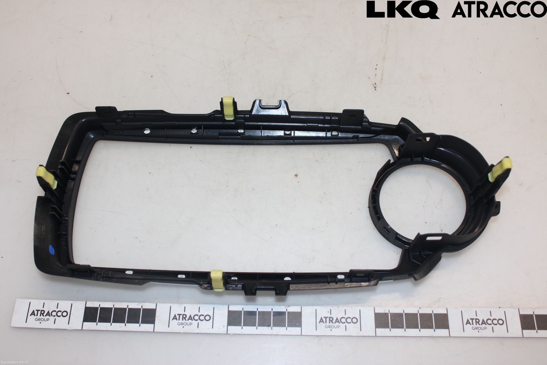 Toyota YARIS XP130 15-20 Instrument-Radio Sarg