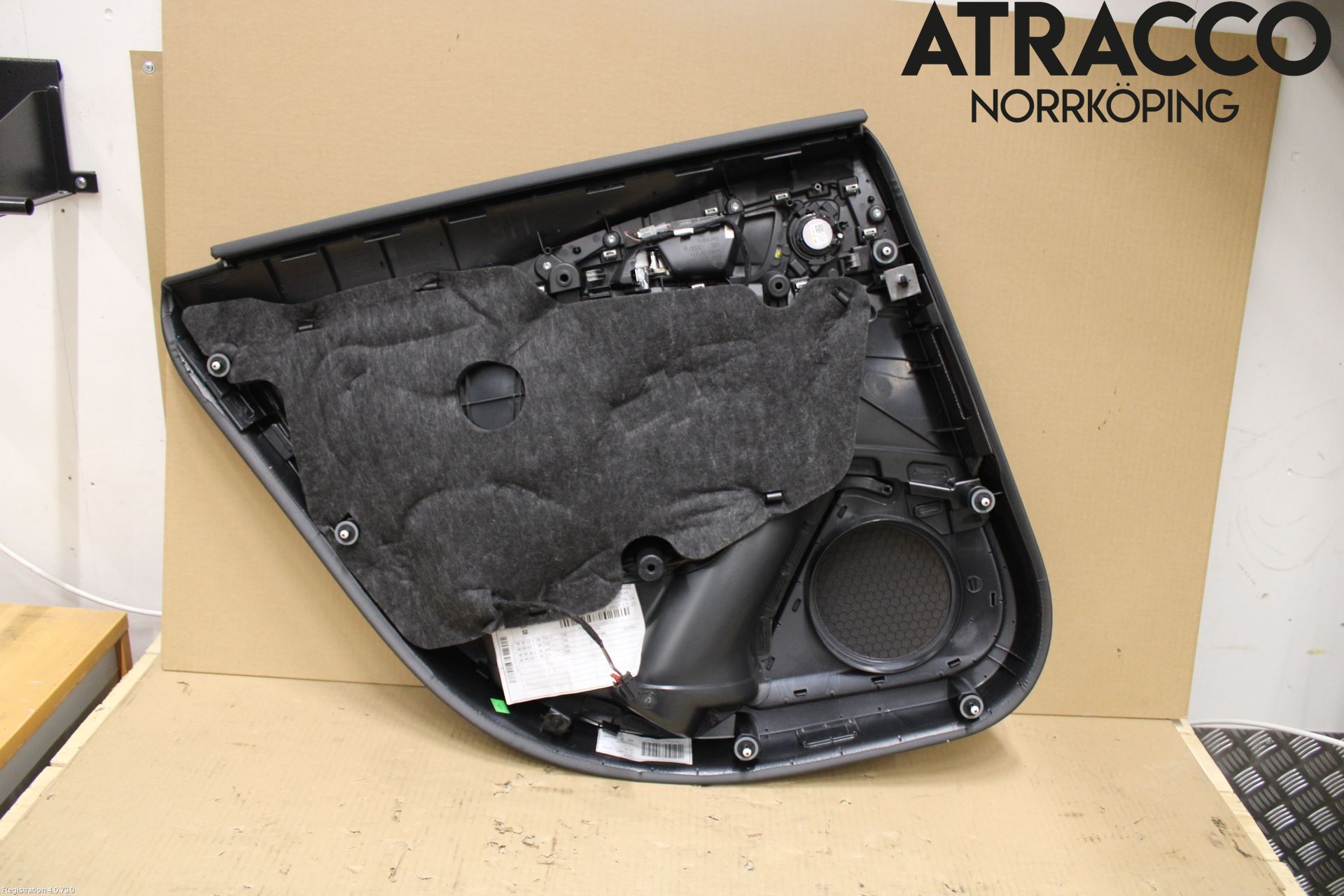 Audi A6 ALLROAD 12-18 Dörrklädsel Hö