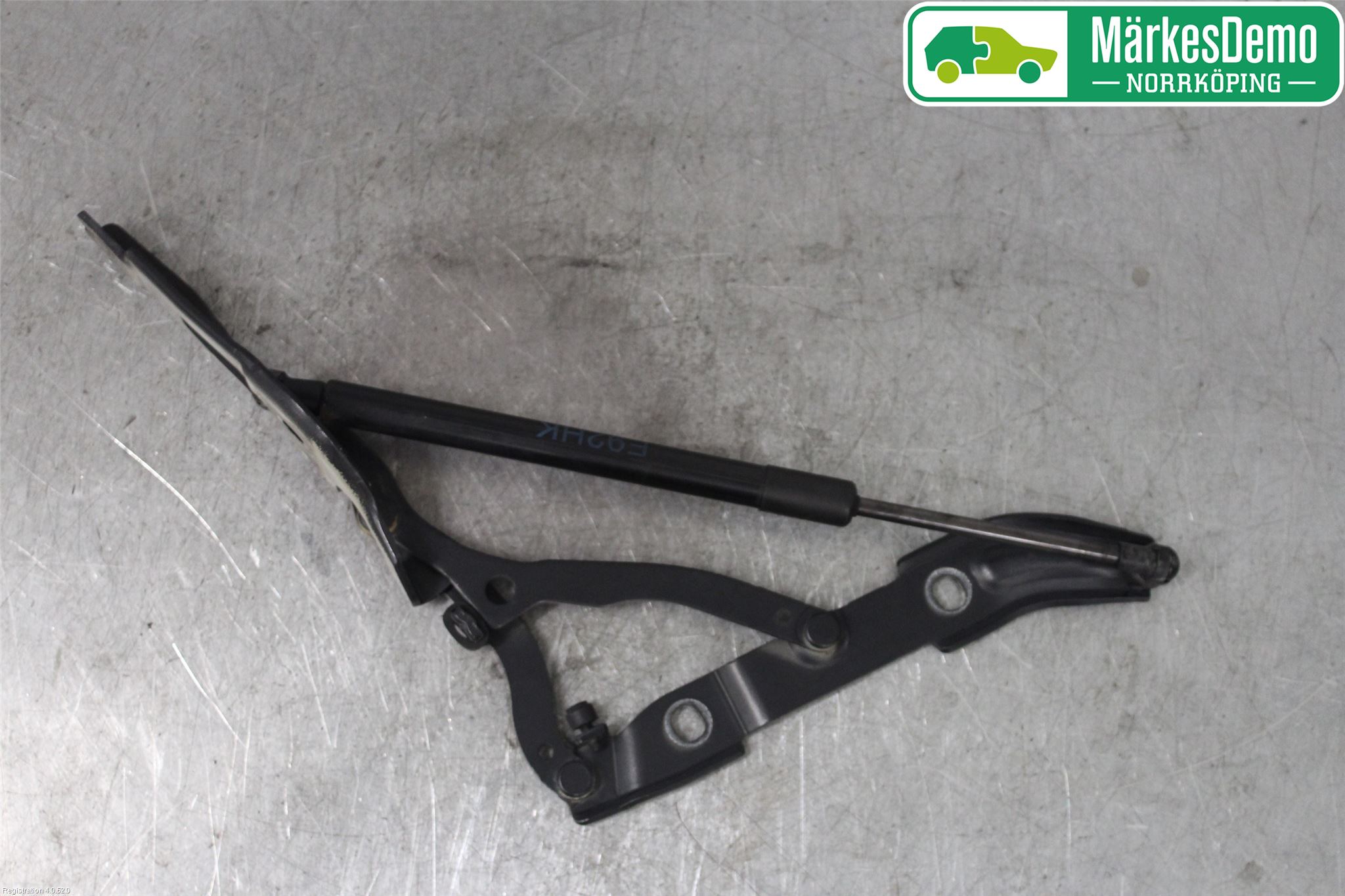 BMW 3 E92/93 Coupé/Cab 05-14 Bakluckegångjärn Hö