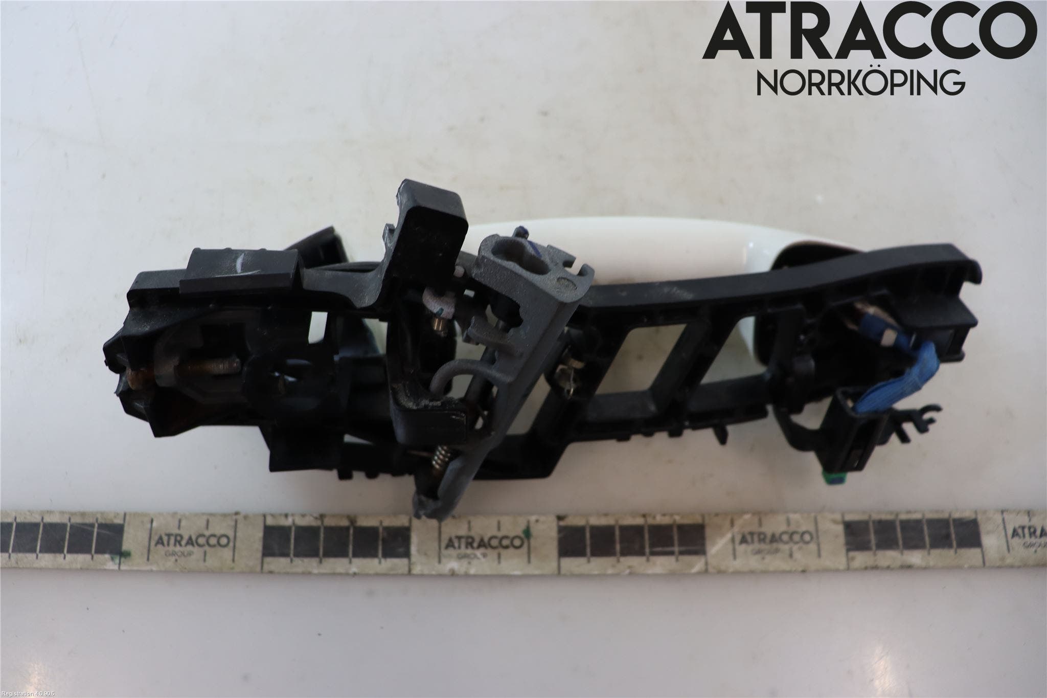 Ford ECOSPORT 17- Dörrhandtag Yttre Vä