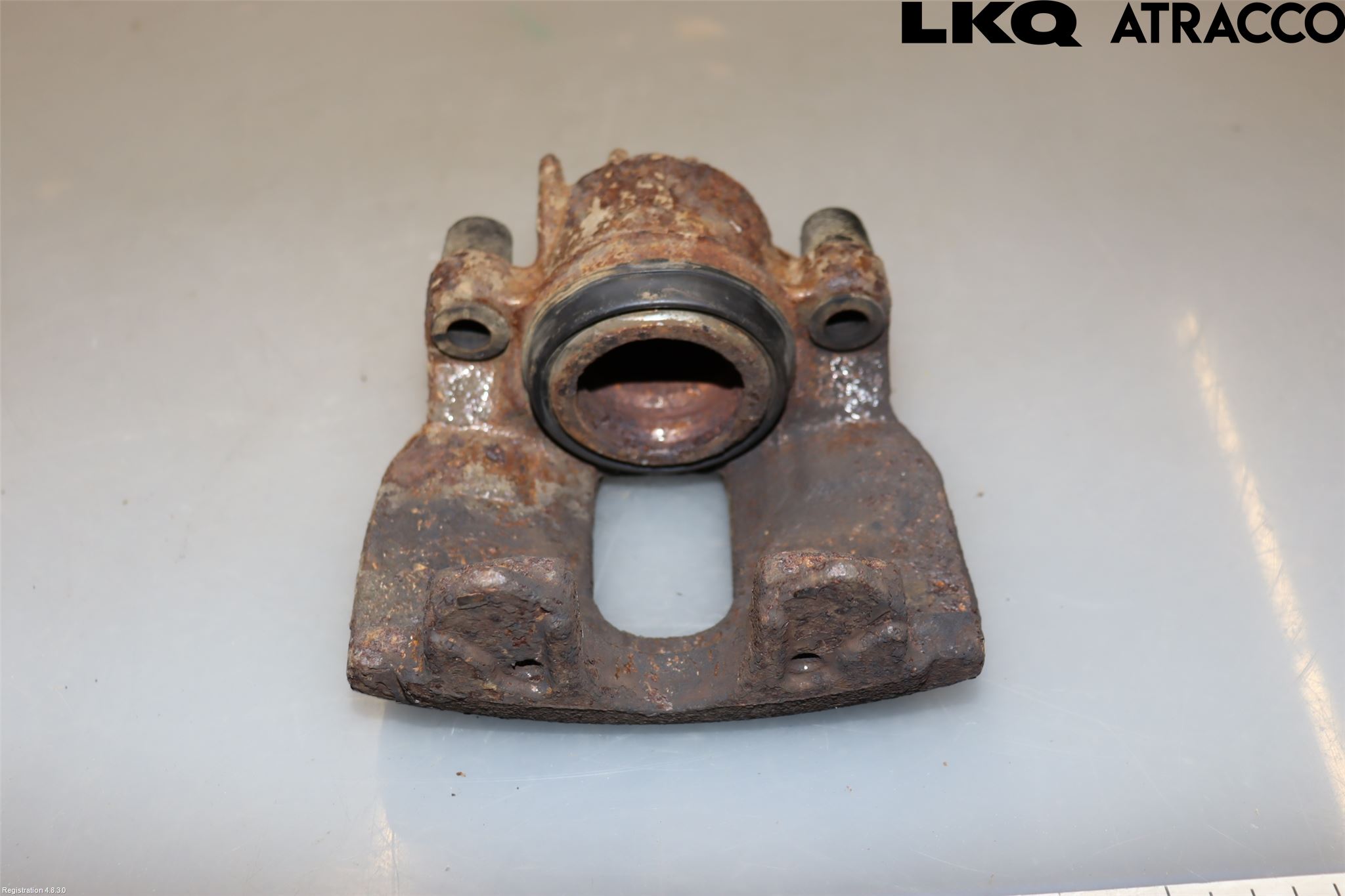 Volvo V70 05-08 Bromsok Fram Höger