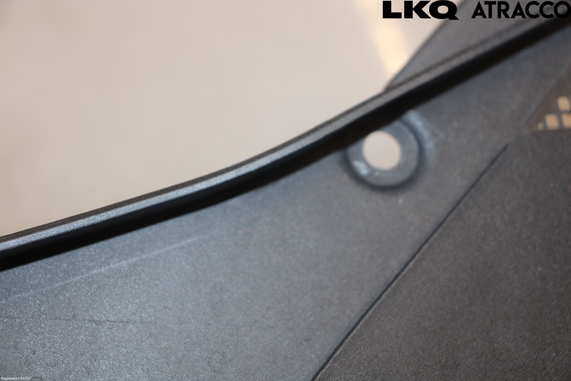 Jaguar F-PACE Torpedplåt-Torpedplast