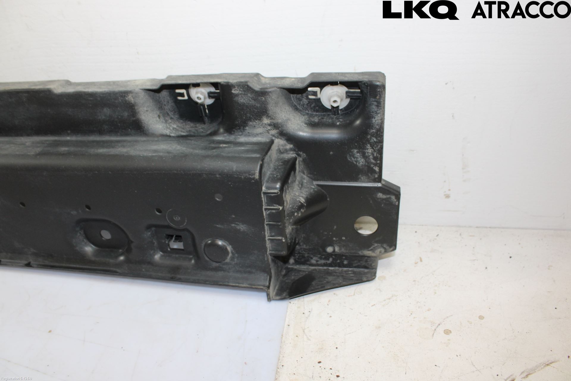 Citroen C3/E-C3 24- Hasplåt Plåt-Plast