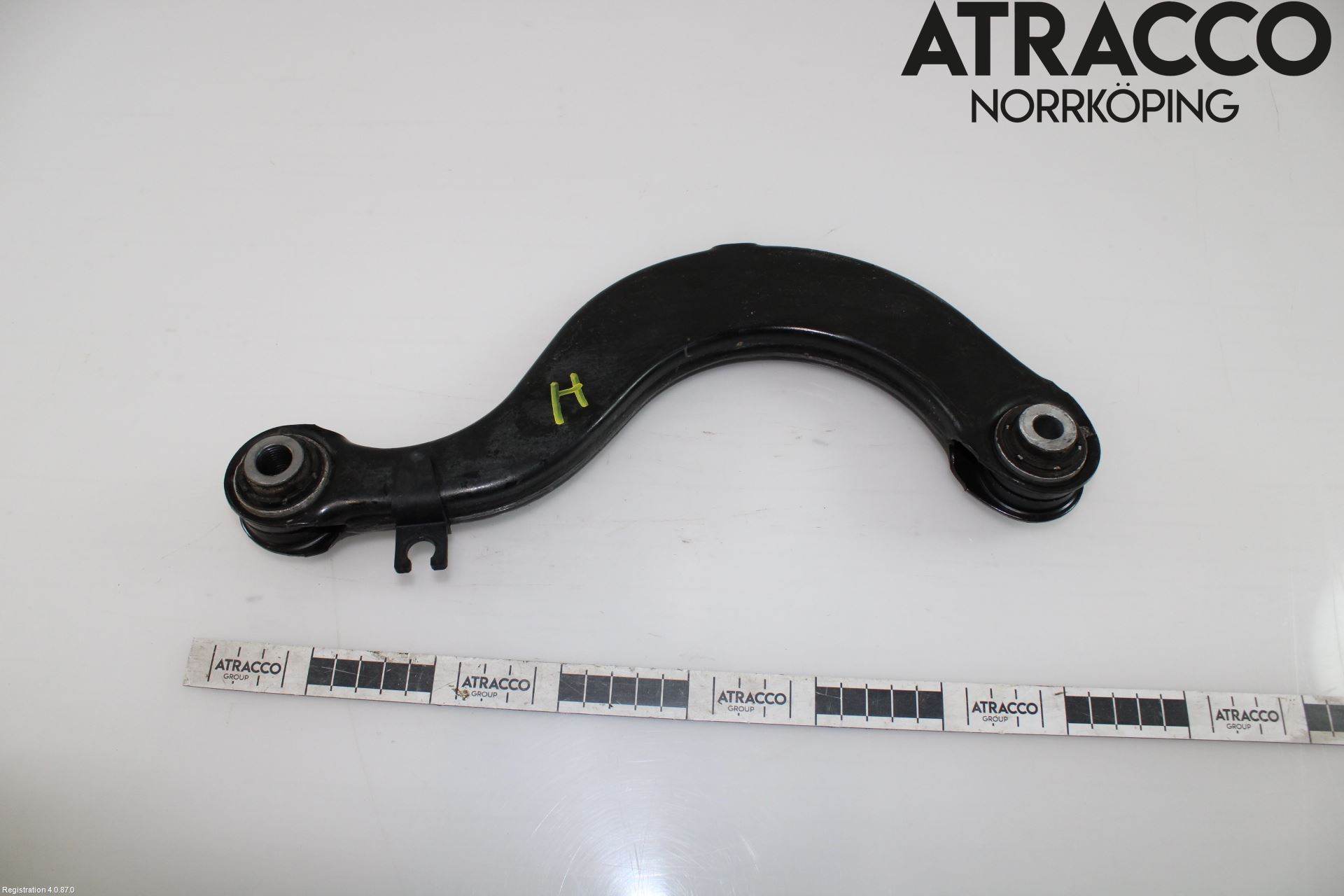 Volkswagen VW TIGUAN 16-24 Bärarm Bak Övre Höger
