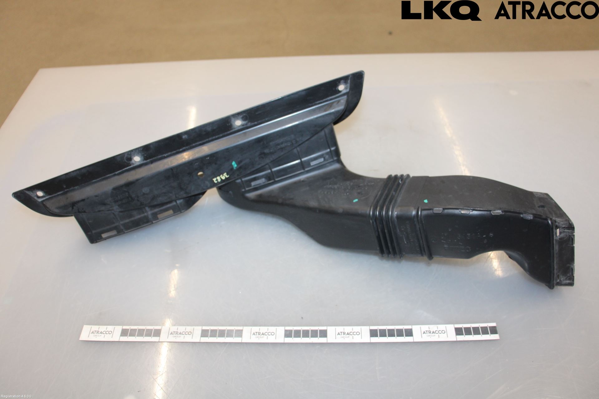 Jaguar F-PACE Deflektor Plåt-Plast Kylning