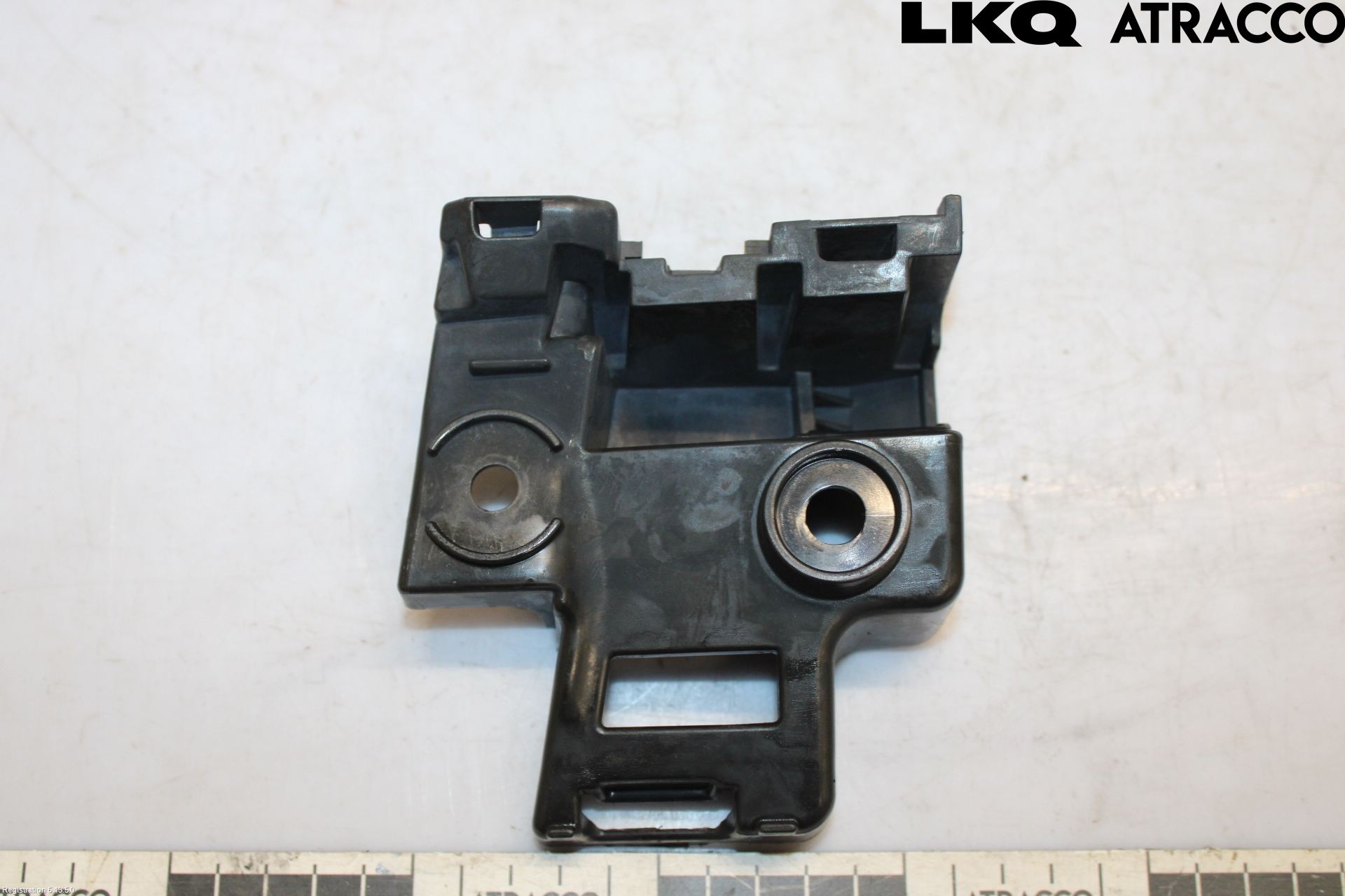 Volkswagen VW GOLF VI 09-13 Stötfångarfäste Bak Vä