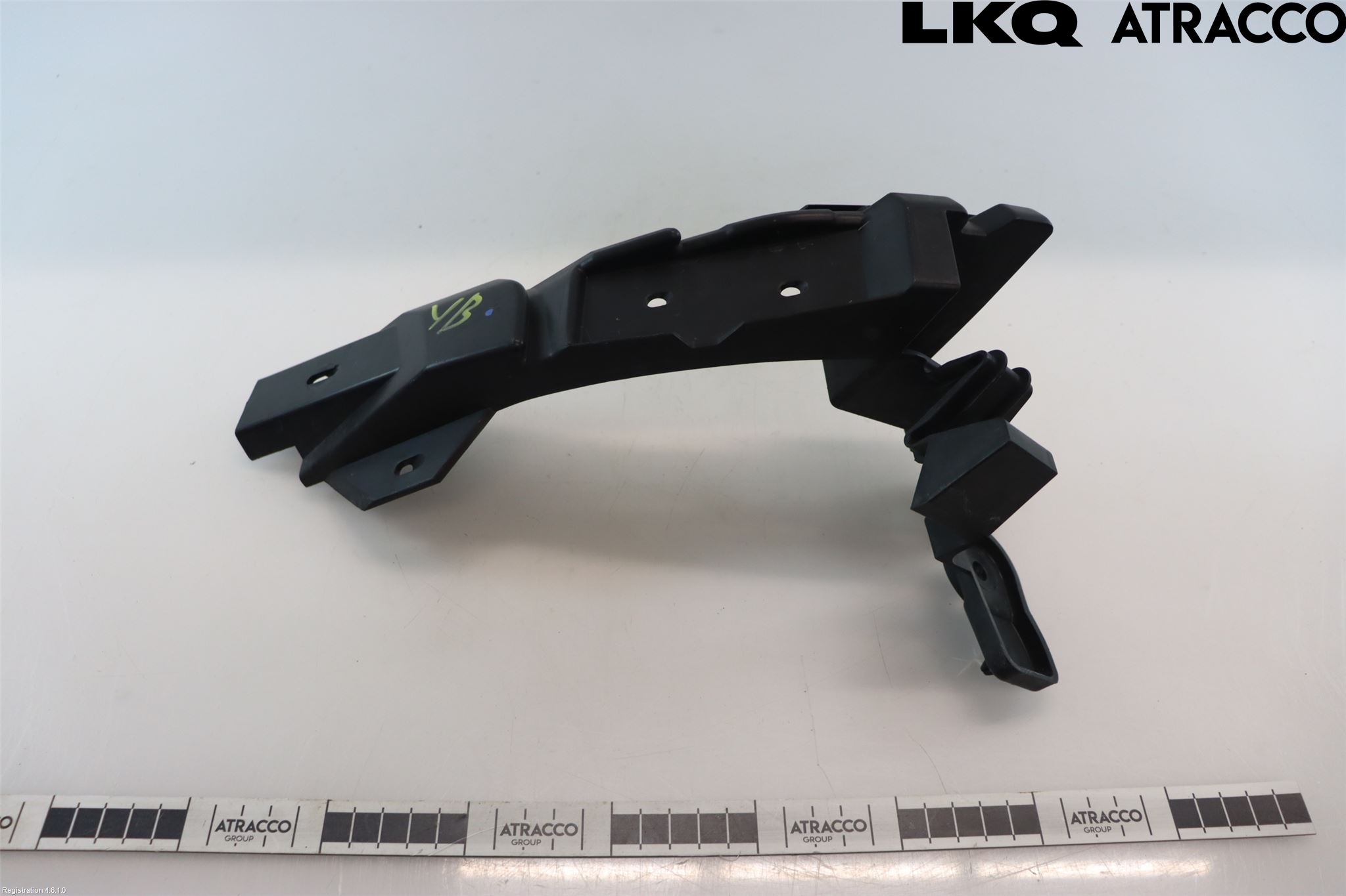 Jaguar F-PACE Stötfångarfäste Bak Vä