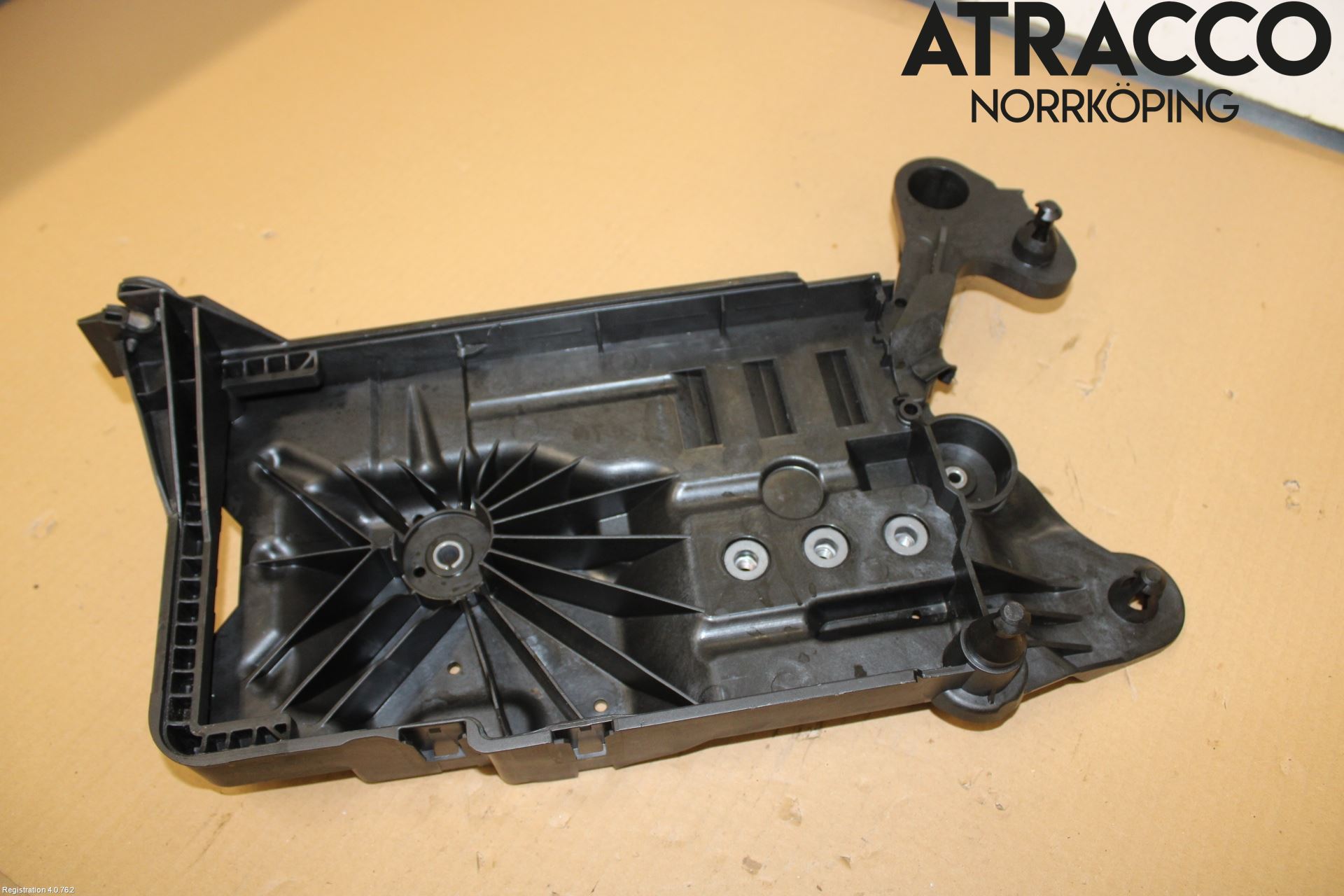 Audi A3/S3 8Y 21- Batterilåda-Fäste-Hållare