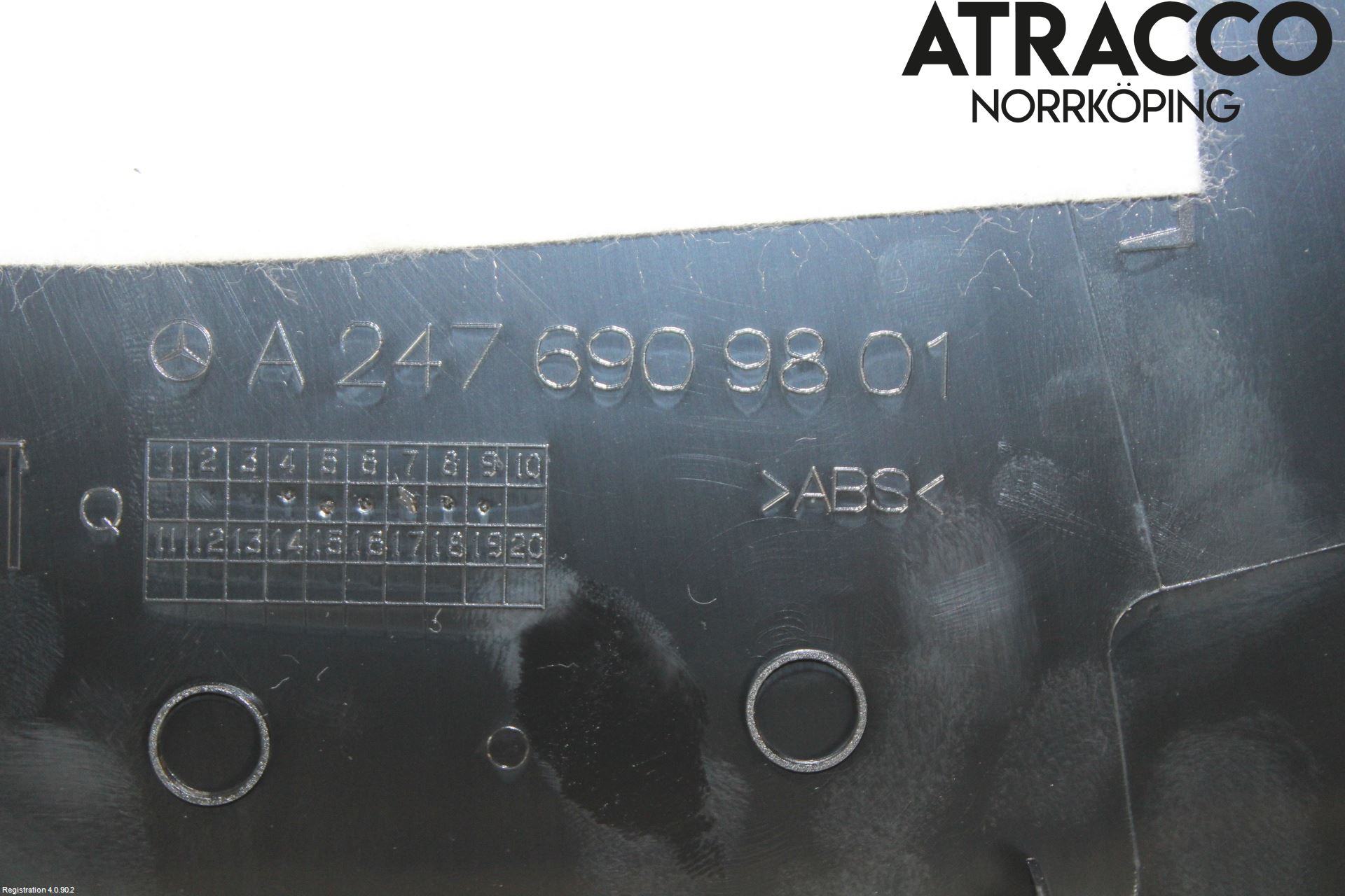Mercedes-Benz MB GLA-KLASS (H247) 20- Inr Plastd A-B-C Stolpe