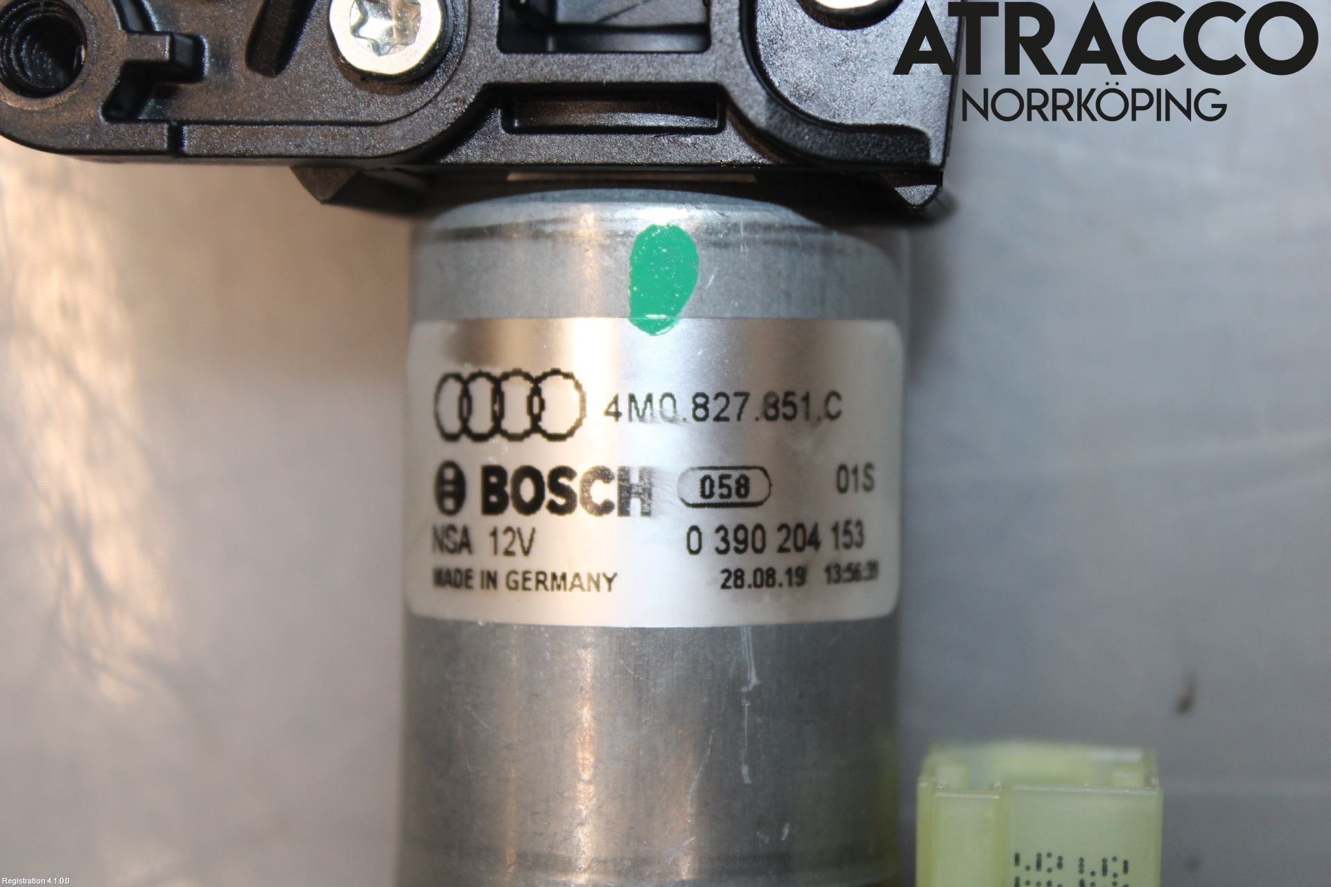 Audi Q7/SQ7 Bakluckeöppnare Automatisk