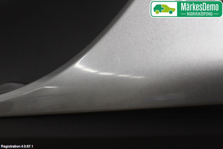 Toyota iQ Dörrklädsel Vä