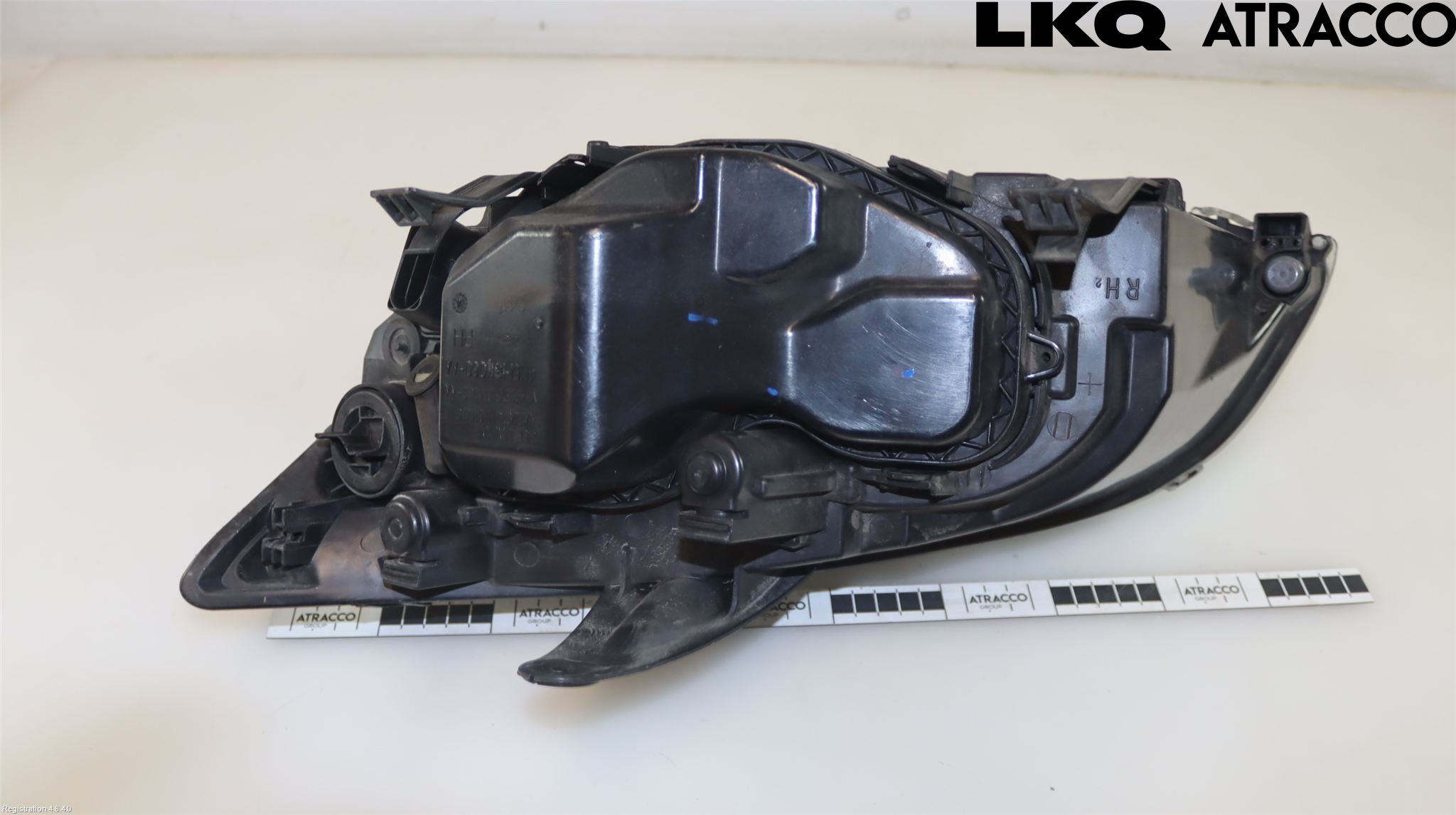 Ford FOCUS     04-07 Strålkastare Höger