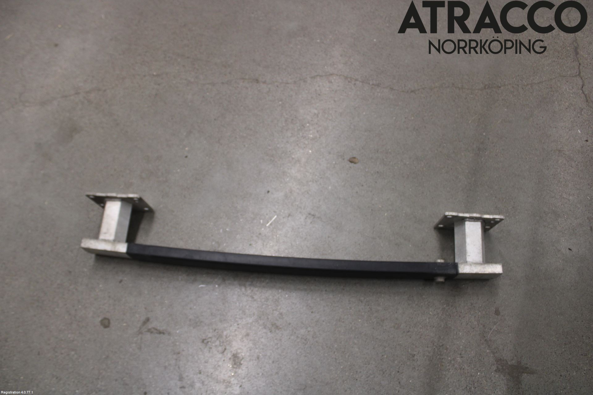 Peugeot 307     05-08 Stötfångarbalk Fram