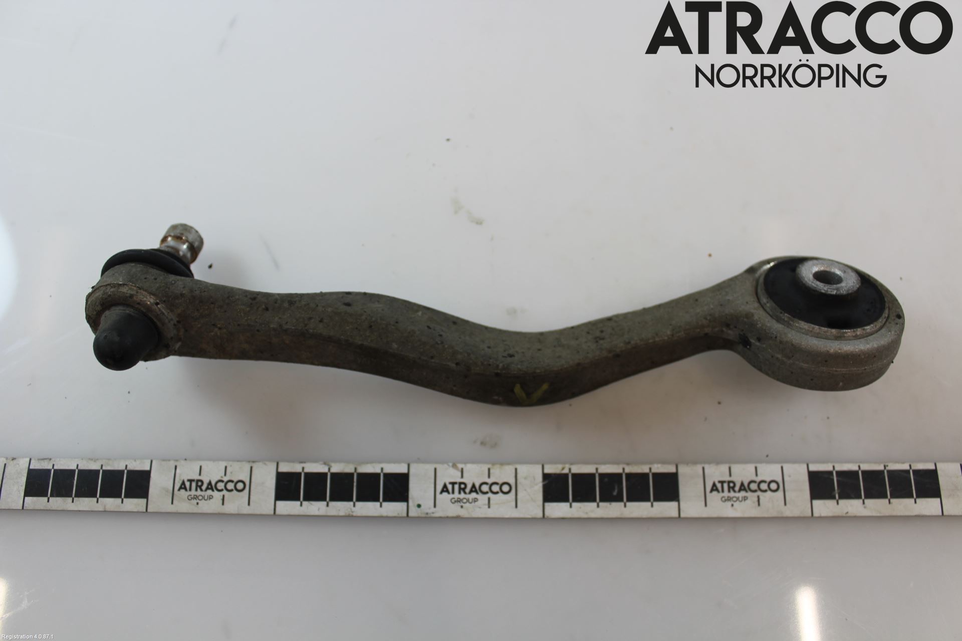 Audi A4/S4 99B-00 Bärarm Fram Övre Vä