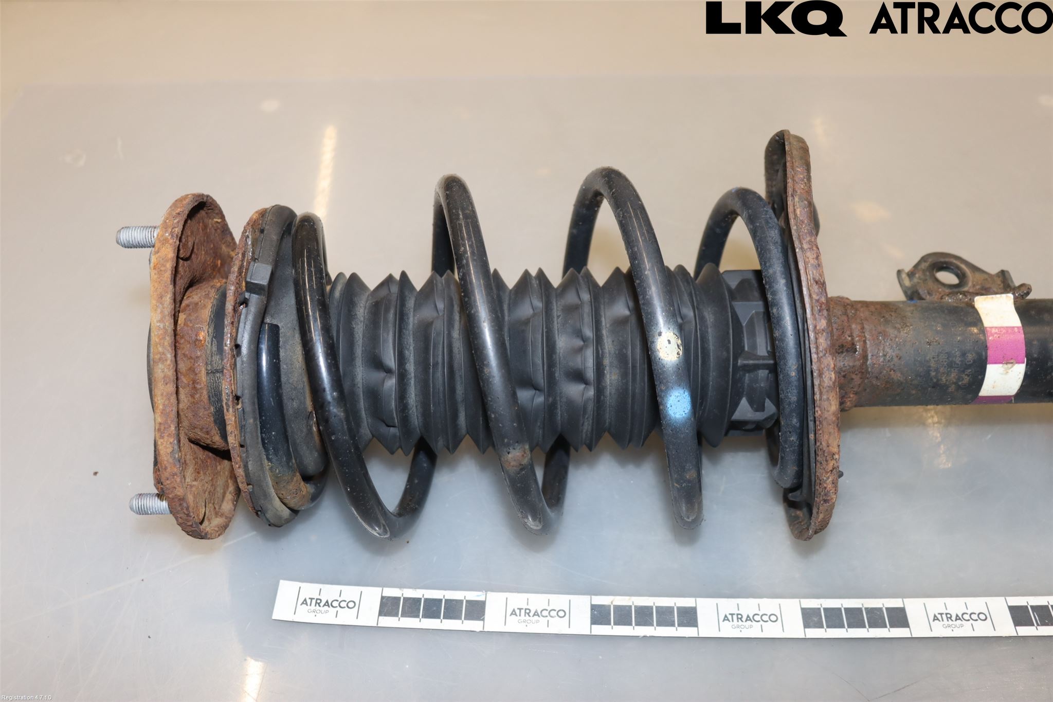 Toyota AURIS 13-19 Fjäderben Fram Höger