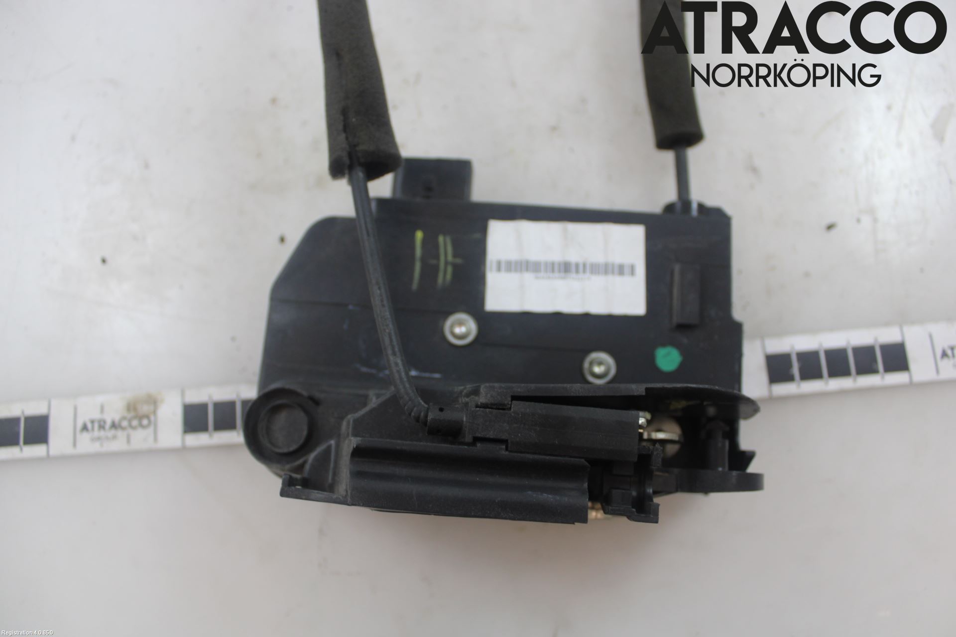 Iveco DAILY 14->> Låskista-Dörrlås