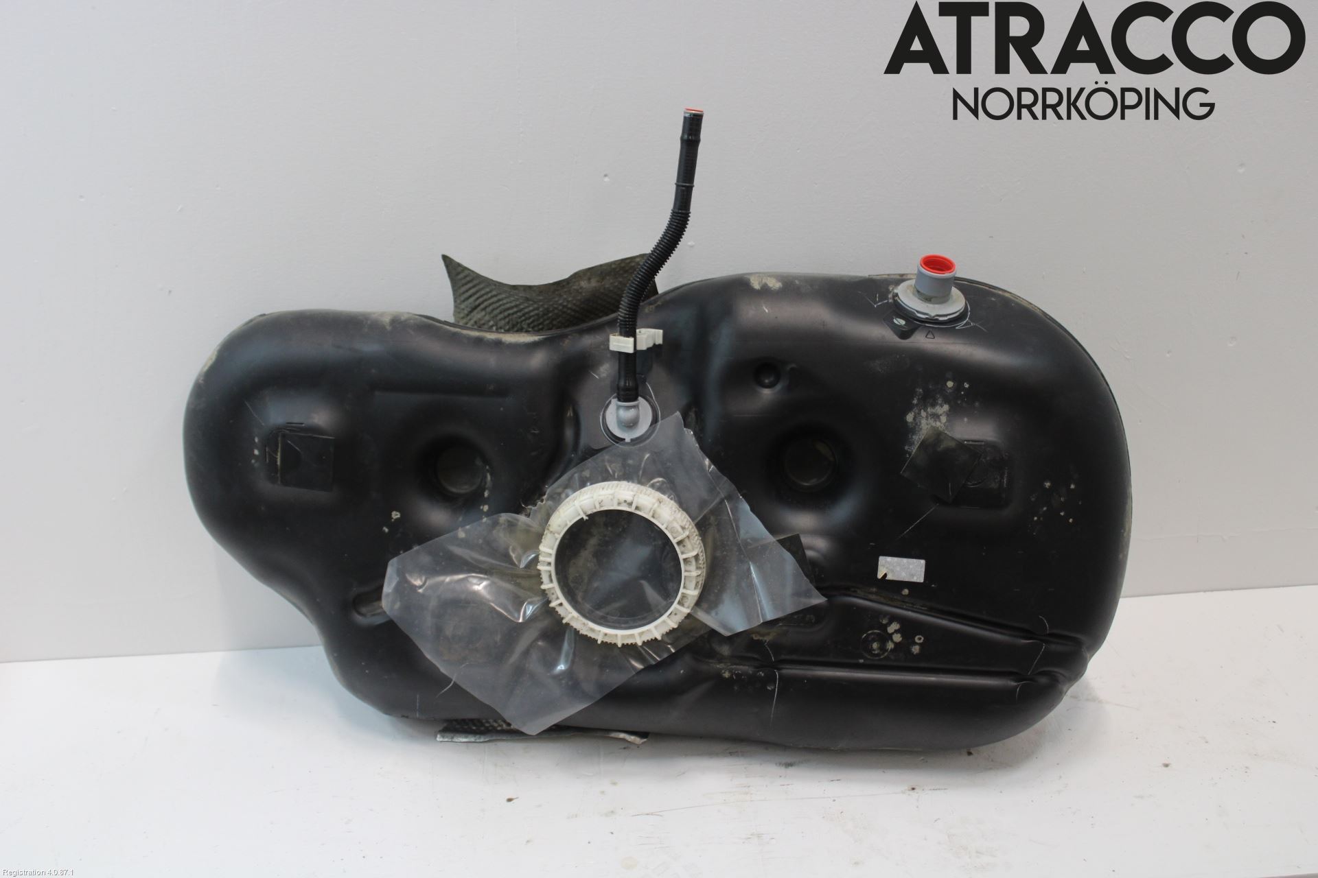 Toyota PRIUS+ ZVW40 12-20 Bränsletank Insprutning