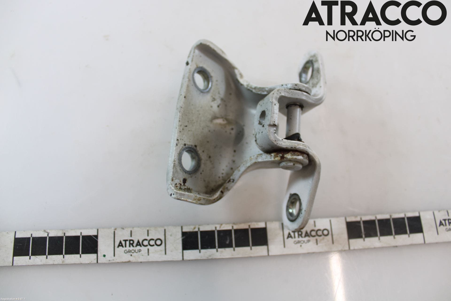 Hyundai i40 08-15 Dörrgångjärn