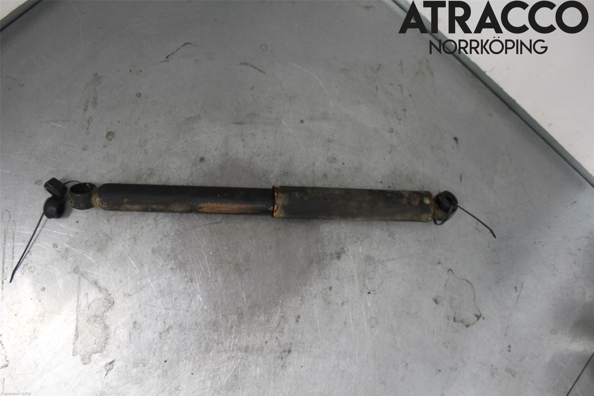 Toyota HILUX 16- Stötdämpare Bak