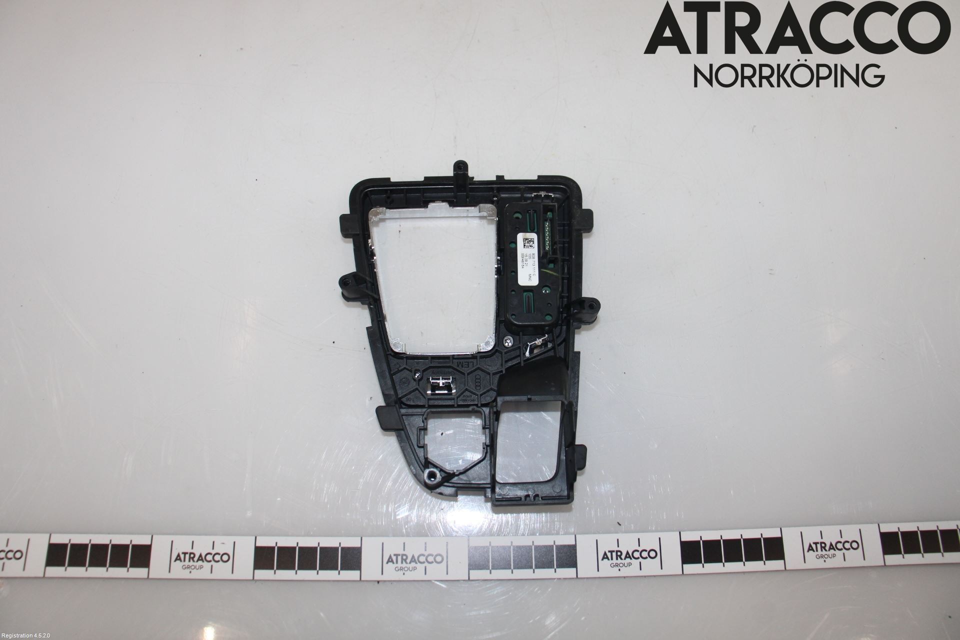 Audi Q5/SQ5 17- Inredning Sarg Växelspak