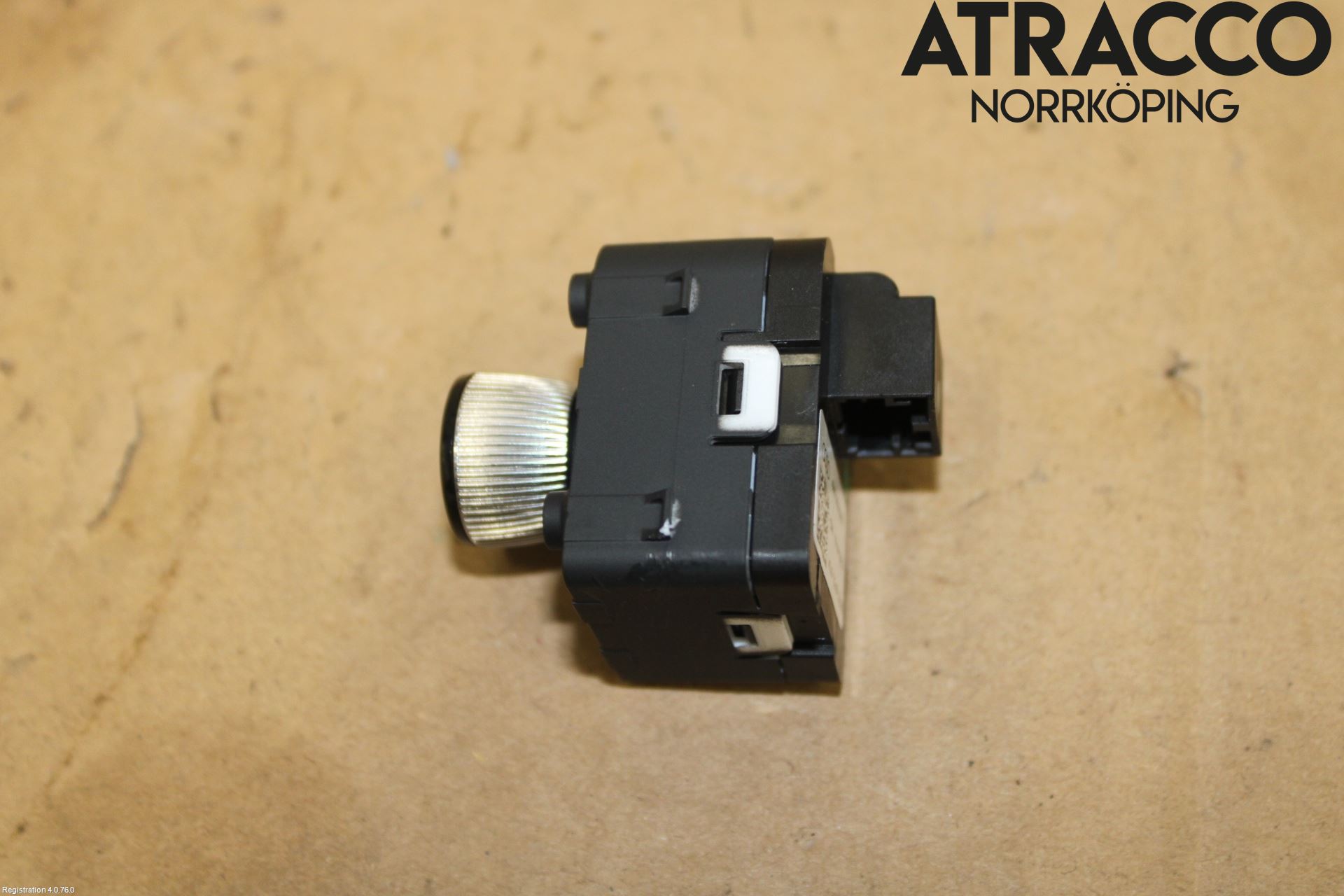 Audi A6 F2/C8 19- Strömställare Spegel