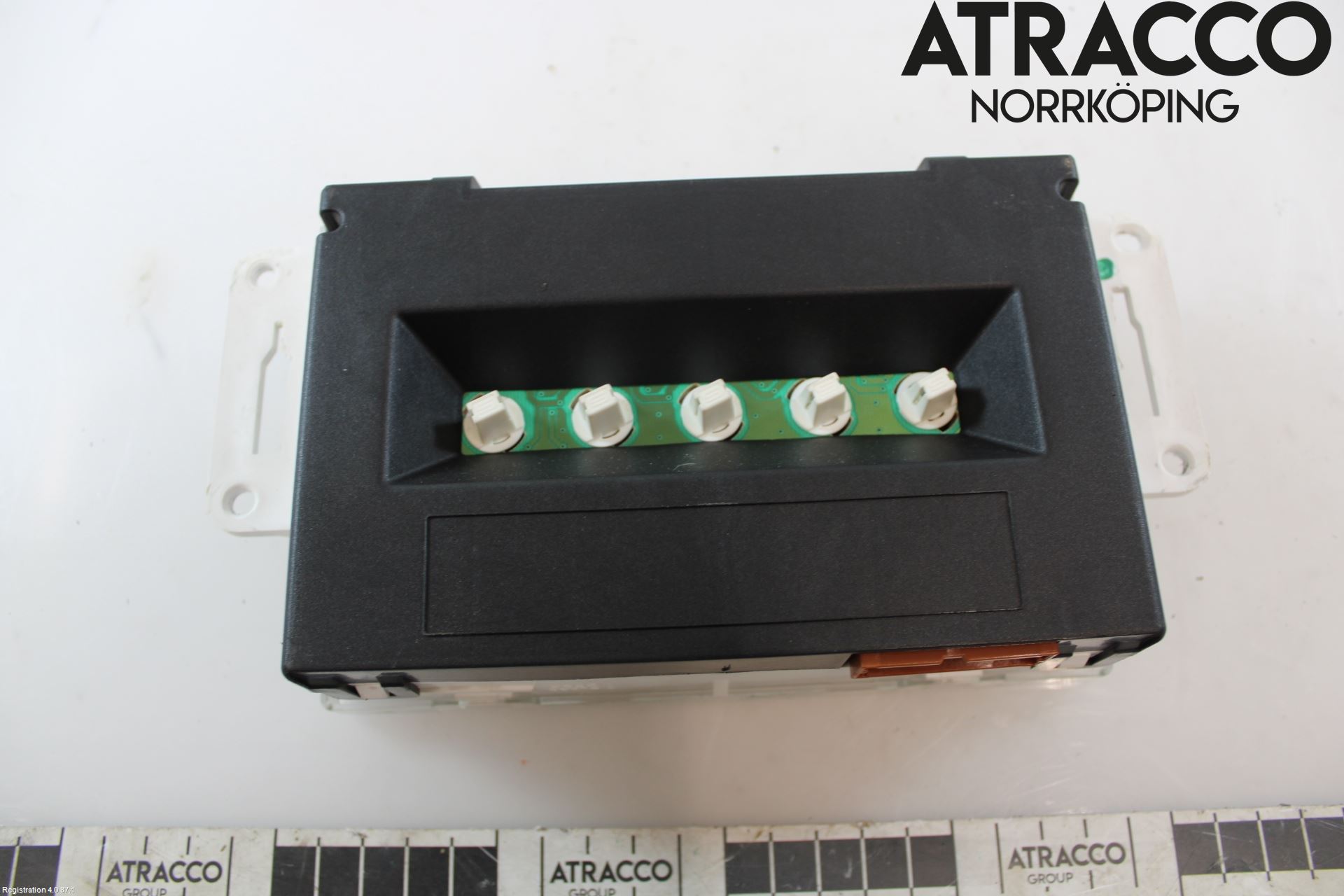 Nissan ALMERA    00-06 Färddator