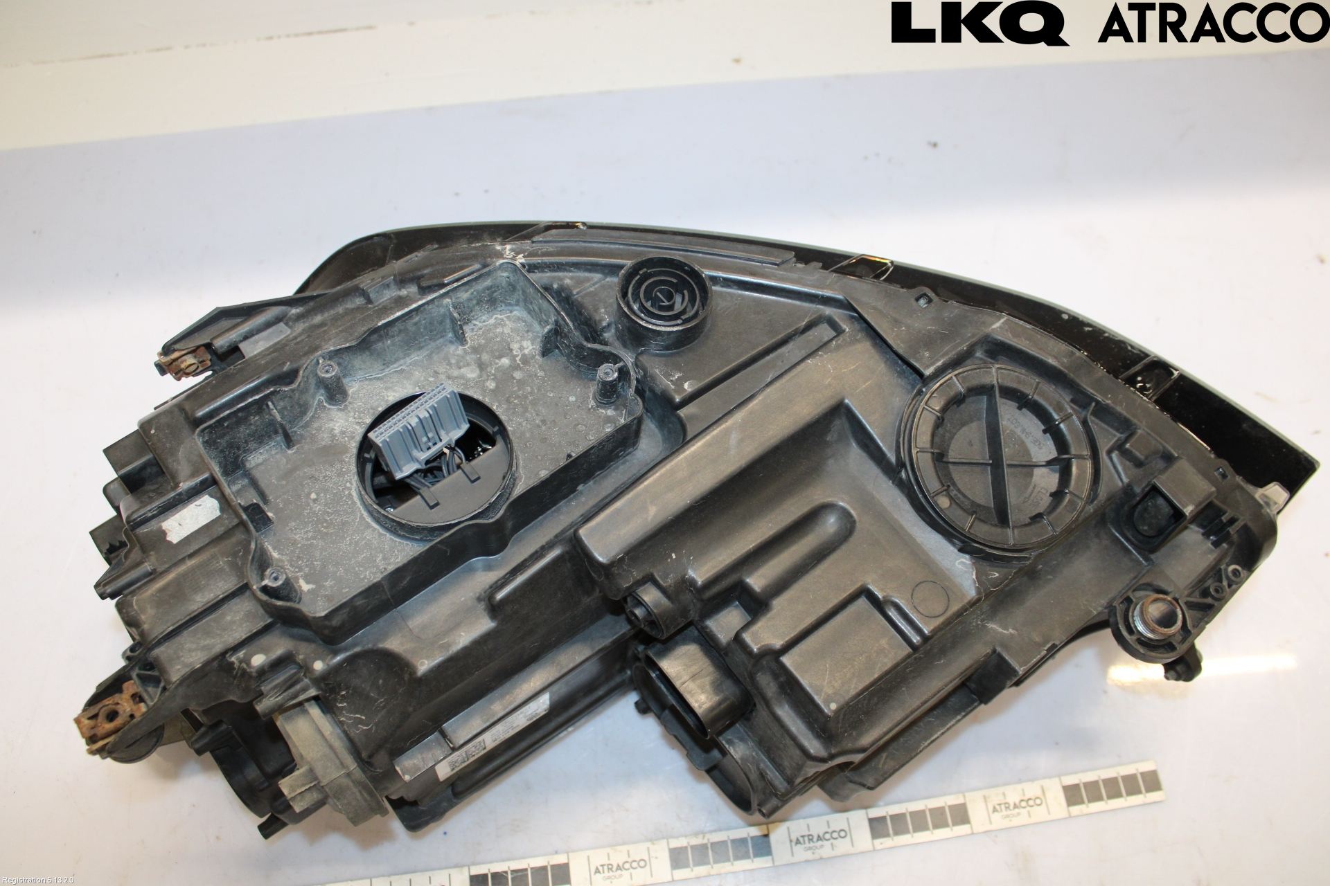 Volkswagen VW GOLF / E-GOLF VII 13-20 Strålkastare Höger