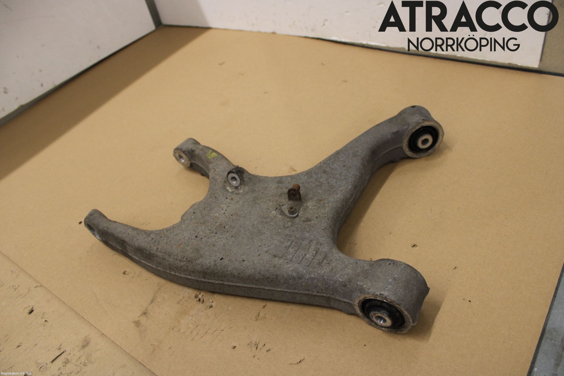 Audi A4 12-15 Bärarm Bak Vänster