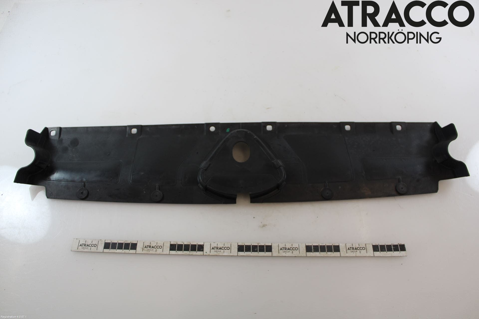 Audi A3/S3 8Y 21- Frontplåt Övre