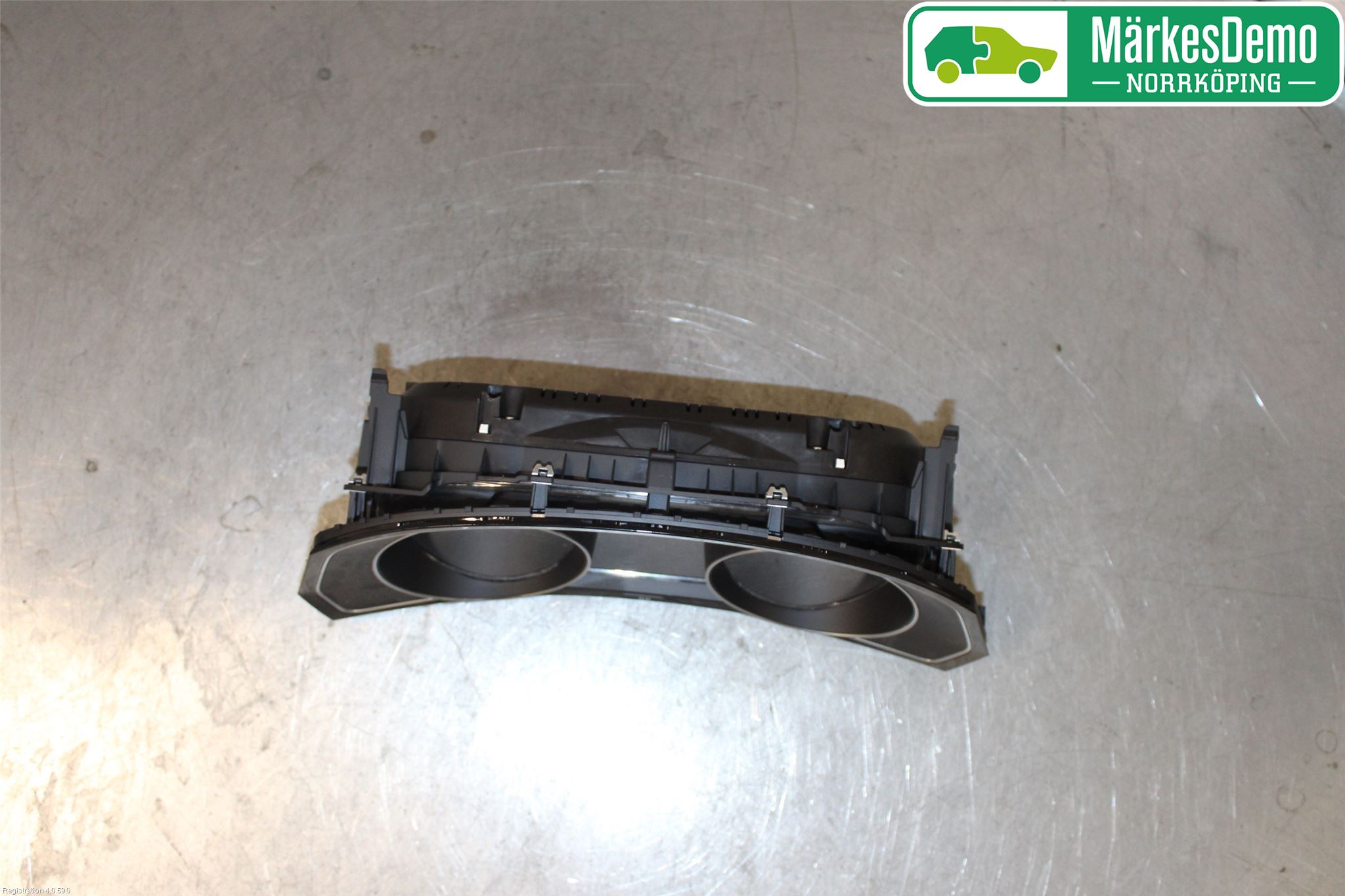 Volkswagen VW PASSAT 15-19 Instrument Komb