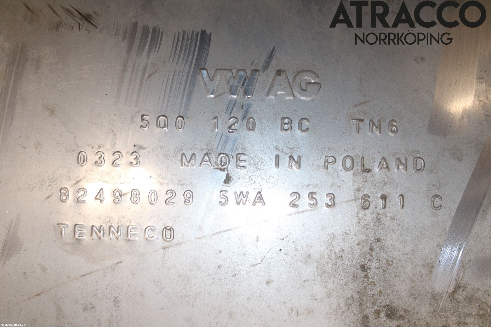 Audi A3/S3 8Y 21- Avgas Halvsats