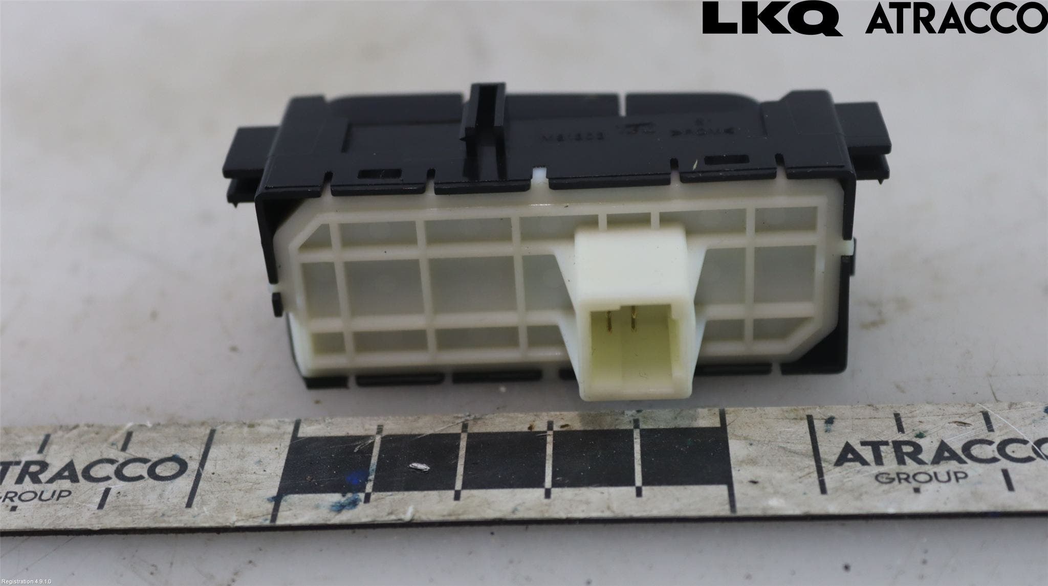 Toyota YARIS CROSS XP21 21- Strömställare Multifunktion