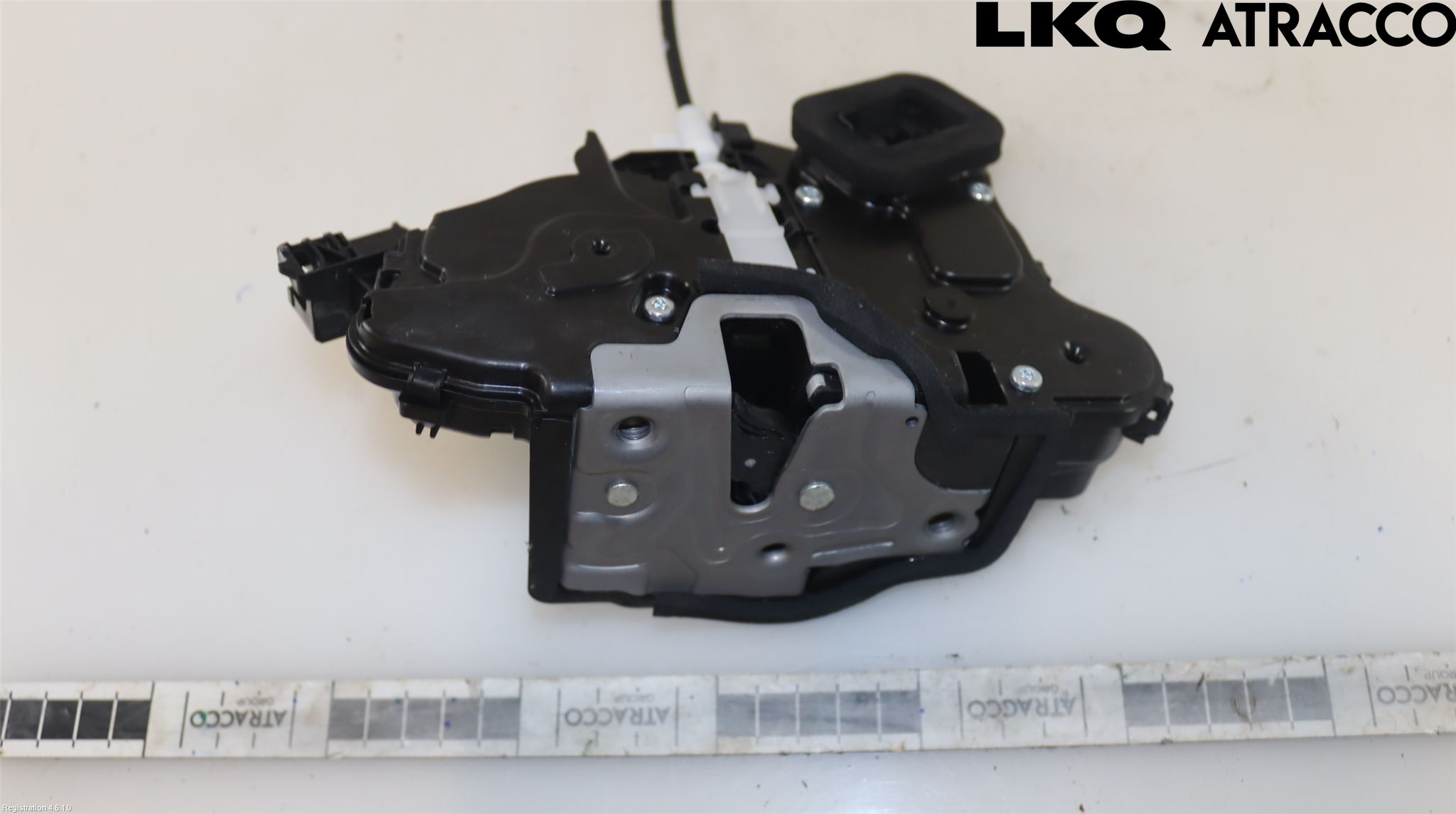 Skoda KAMIQ 20- Låskista-Dörrlås