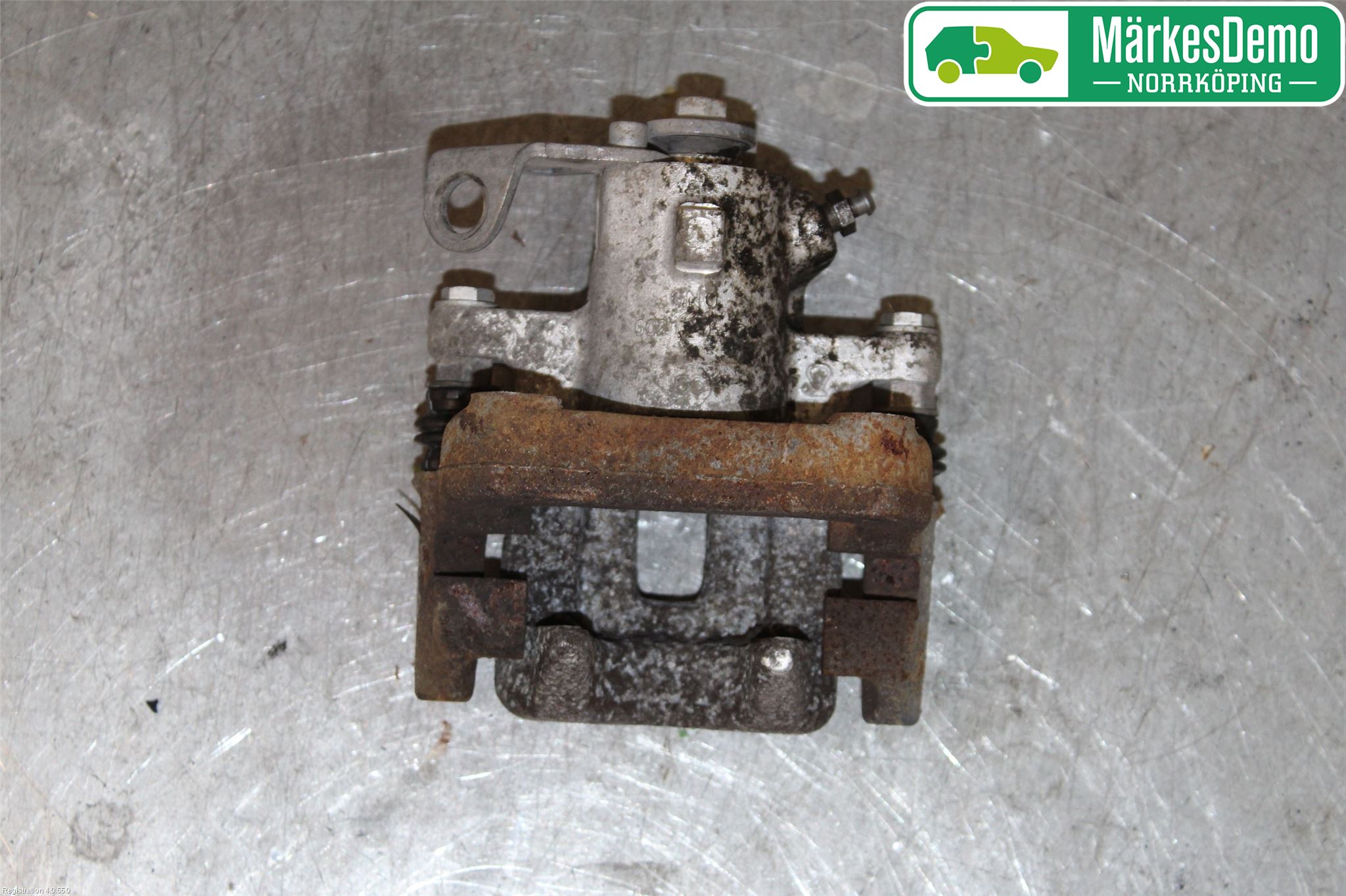 Volkswagen VW POLO 10-17 Bromsok Bak Vänster