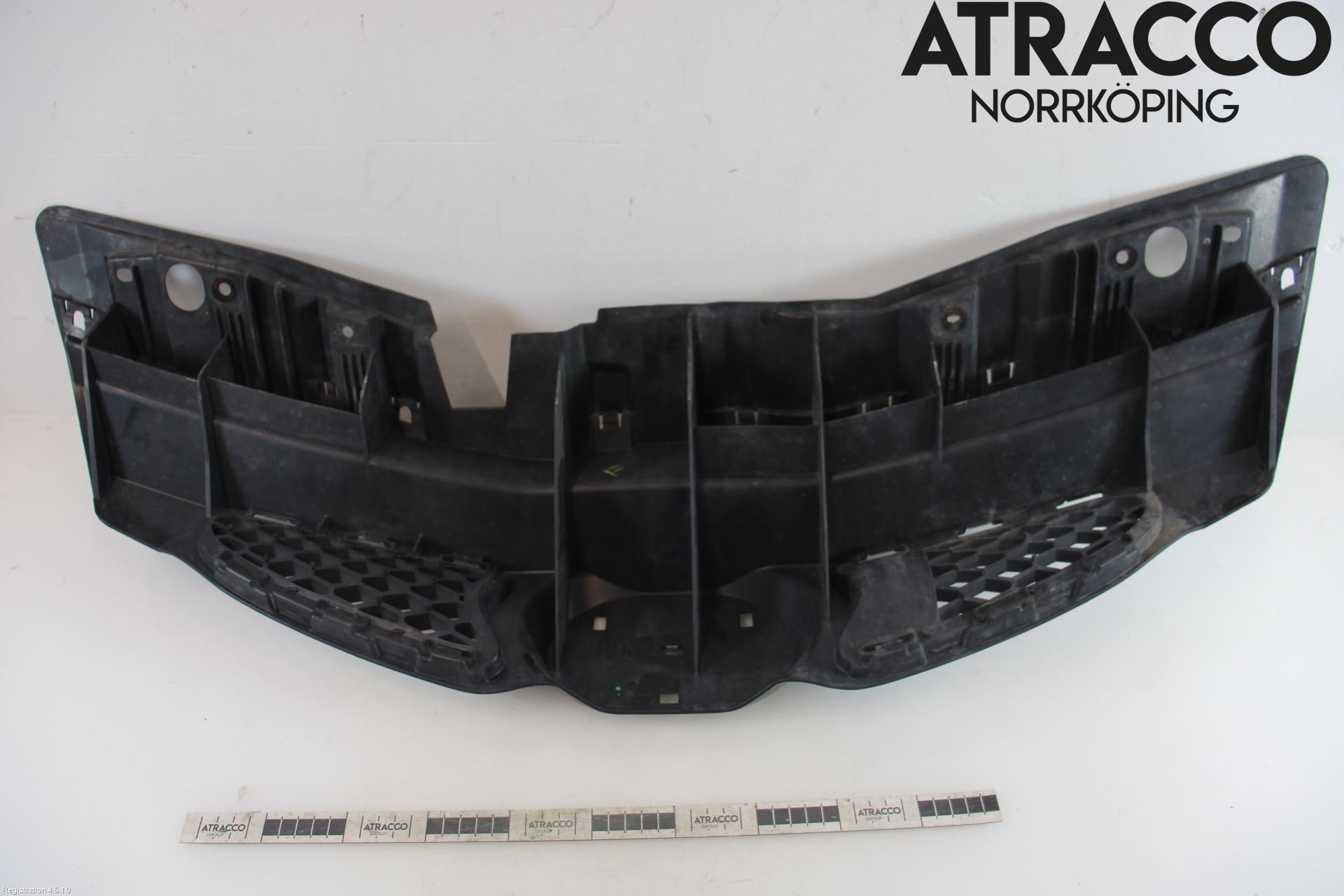 Toyota AYGO 06-14 Grill Komp