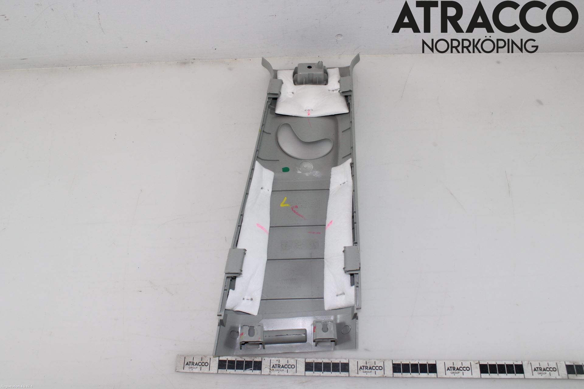 MG ZS EV 20- Inr Plastd A-B-C Stolpe