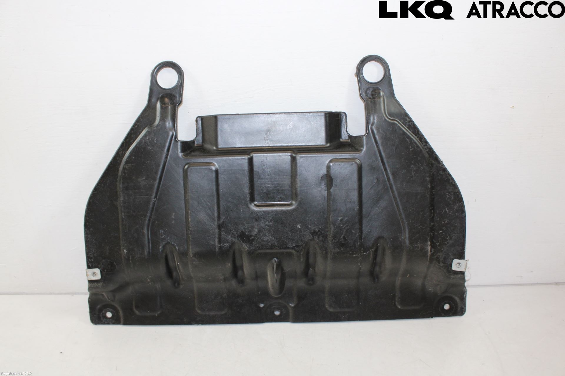 BMW 1 F20/F21 11-19 Hasplåt Plåt-Plast